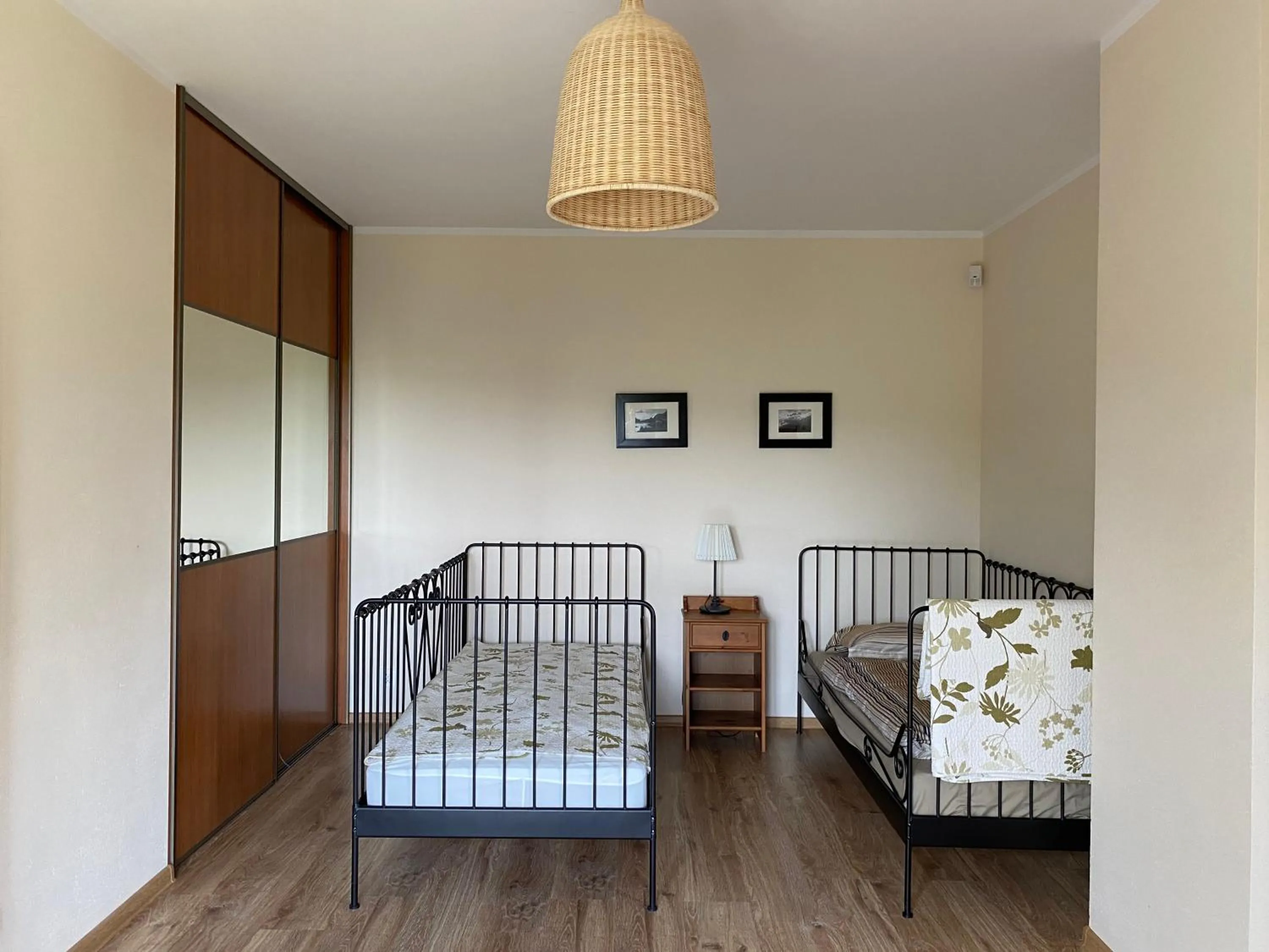 Bed in "Willa pod Cyprysami"
