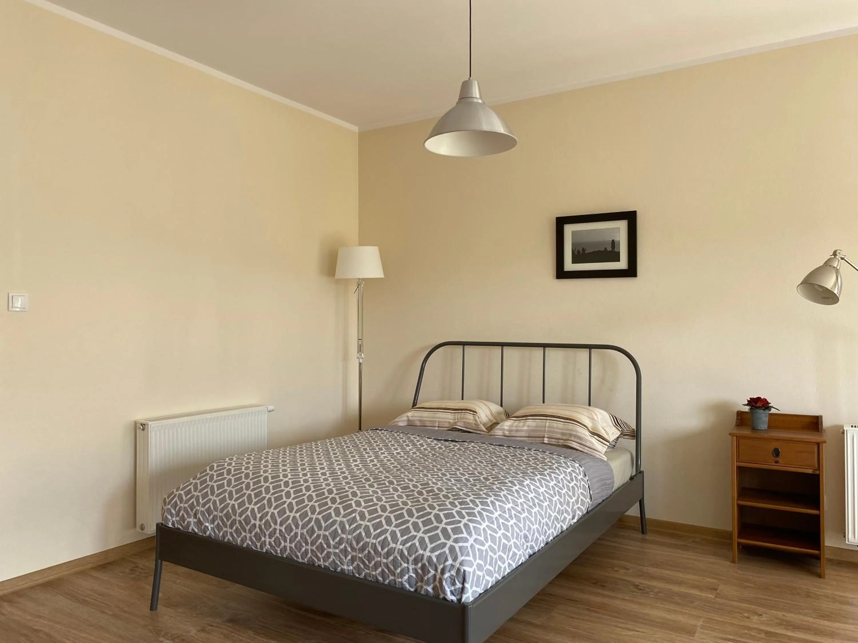 Bed in "Willa pod Cyprysami"