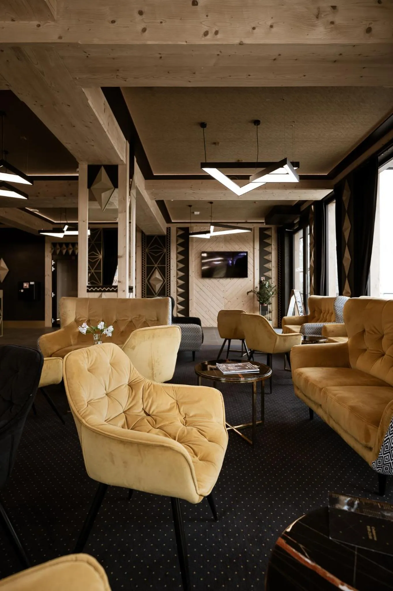 Lobby or reception in Aparthotel Prestige & SPA