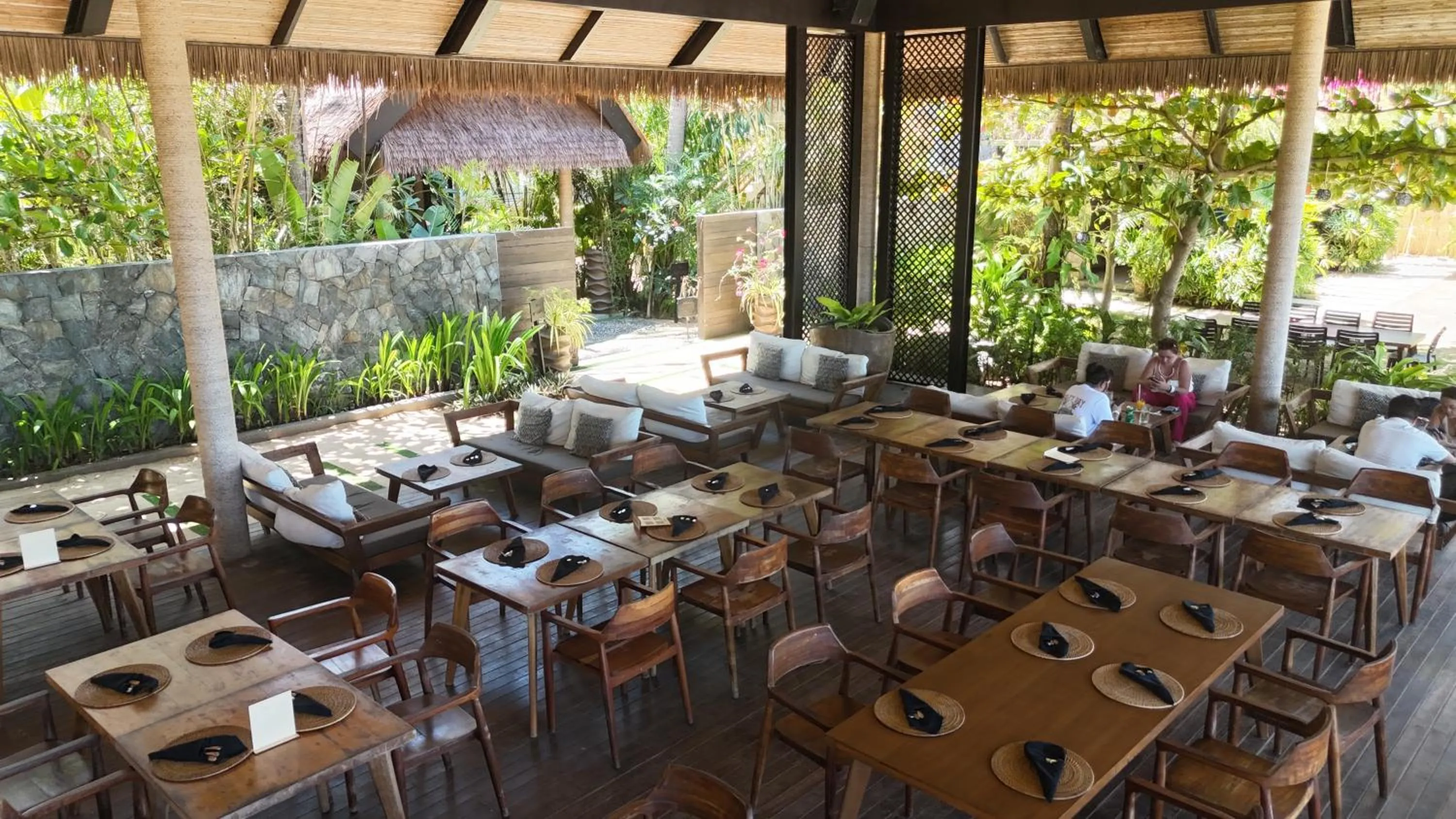 Restaurant/places to eat in ANGKLA Beach Club & Boutique Resort