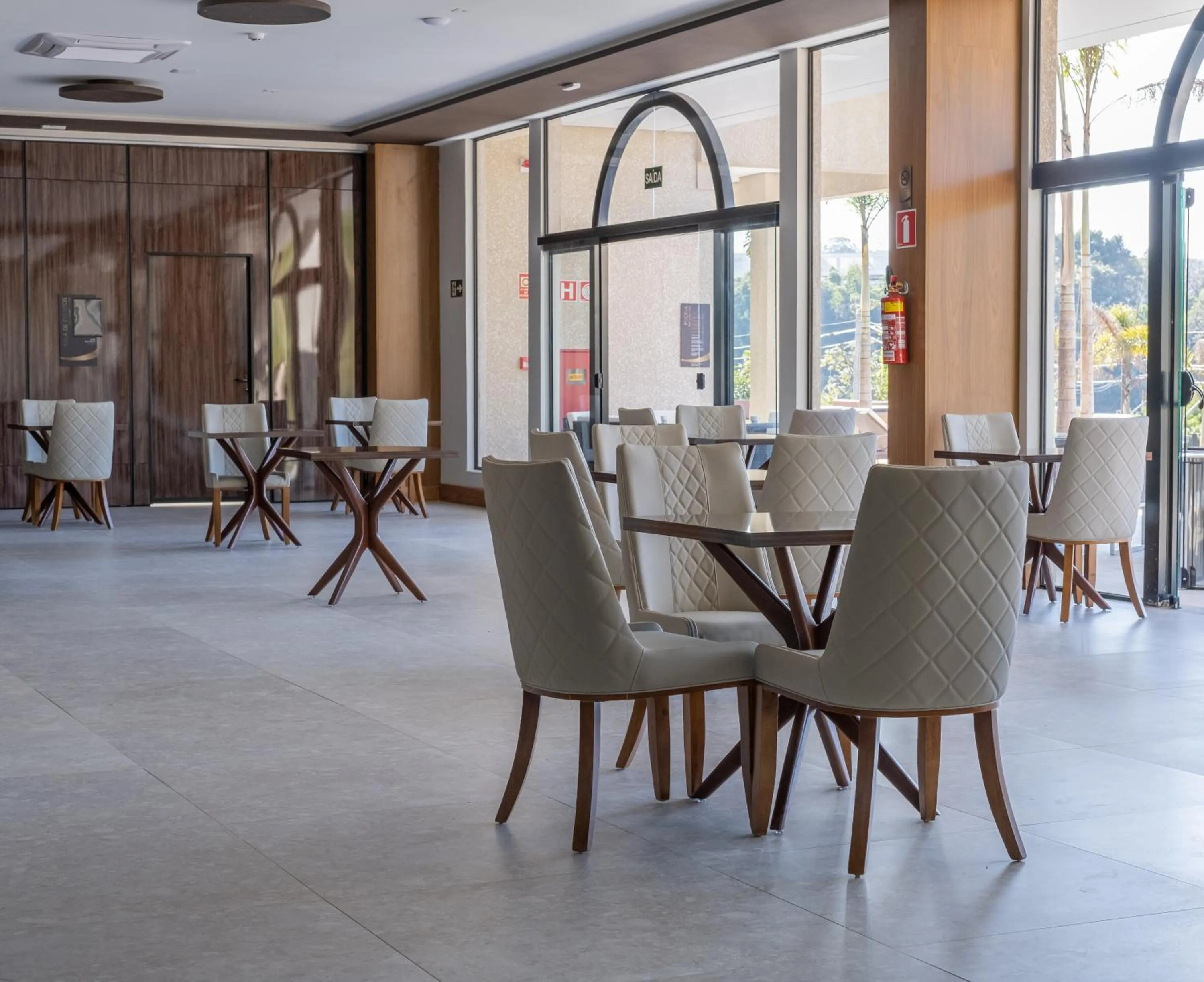 Restaurant/places to eat in Class Hotel Piracicaba