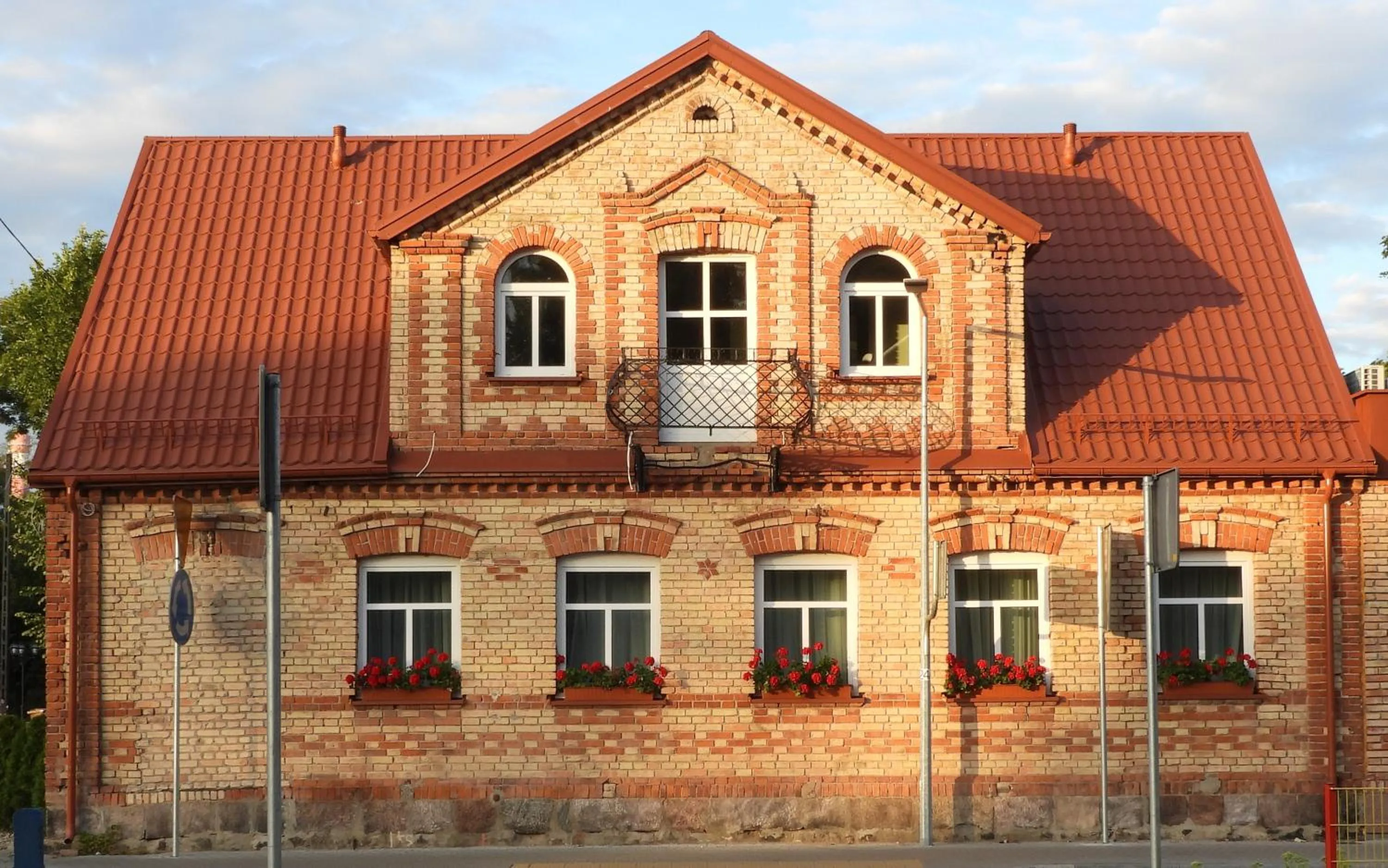 Property building in Aparthotel Jurowiecka 60