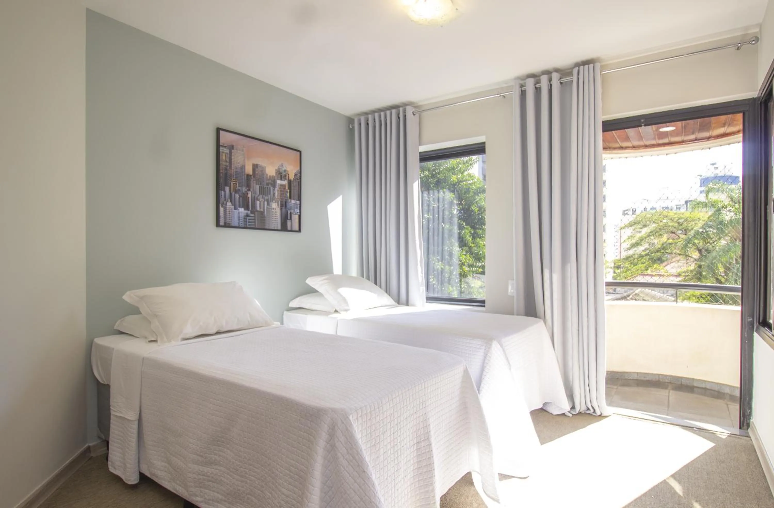 Bed in 360 Santa Cecília