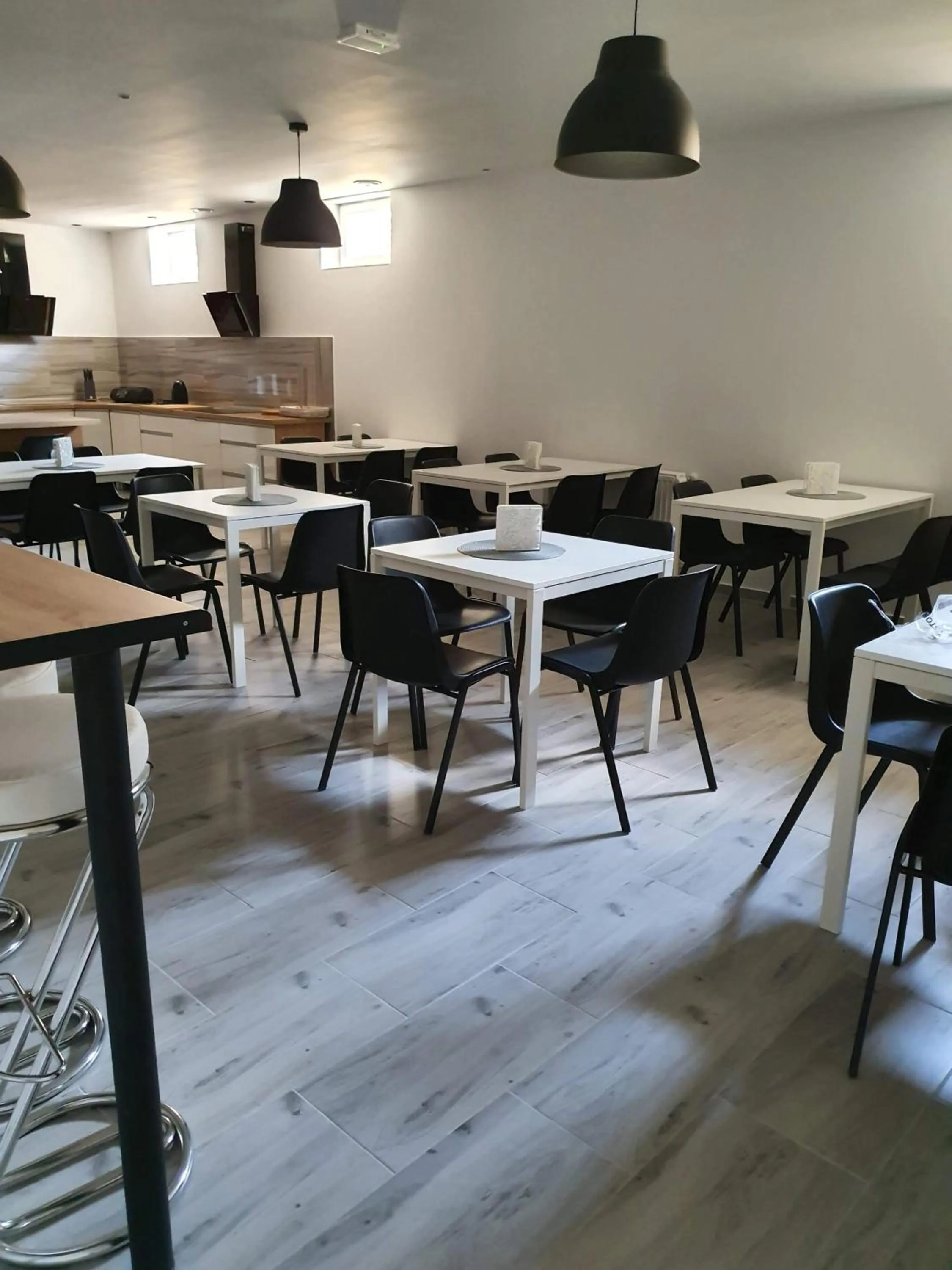 Dining area in Hostel Północna 61
