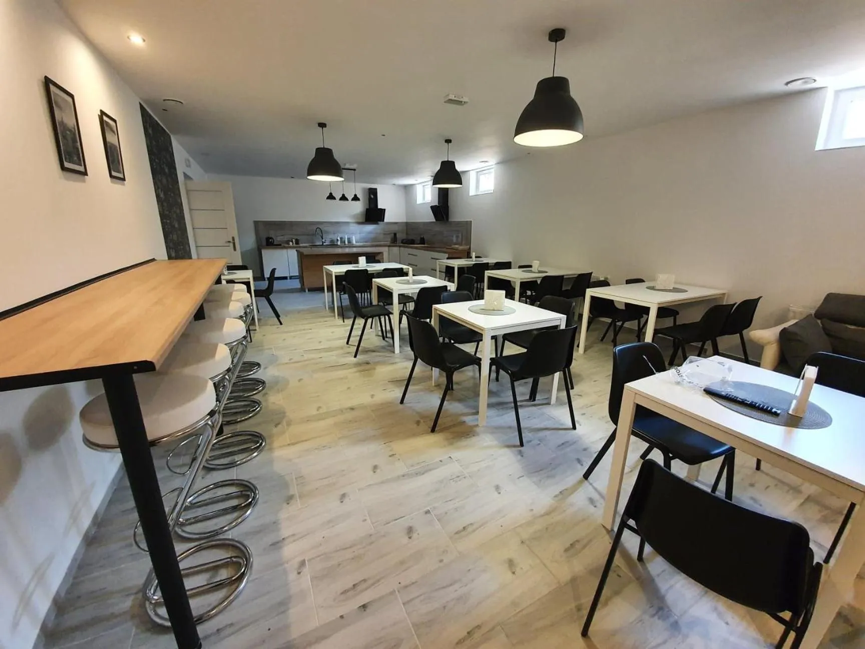 Kitchen or kitchenette in Hostel Północna 61