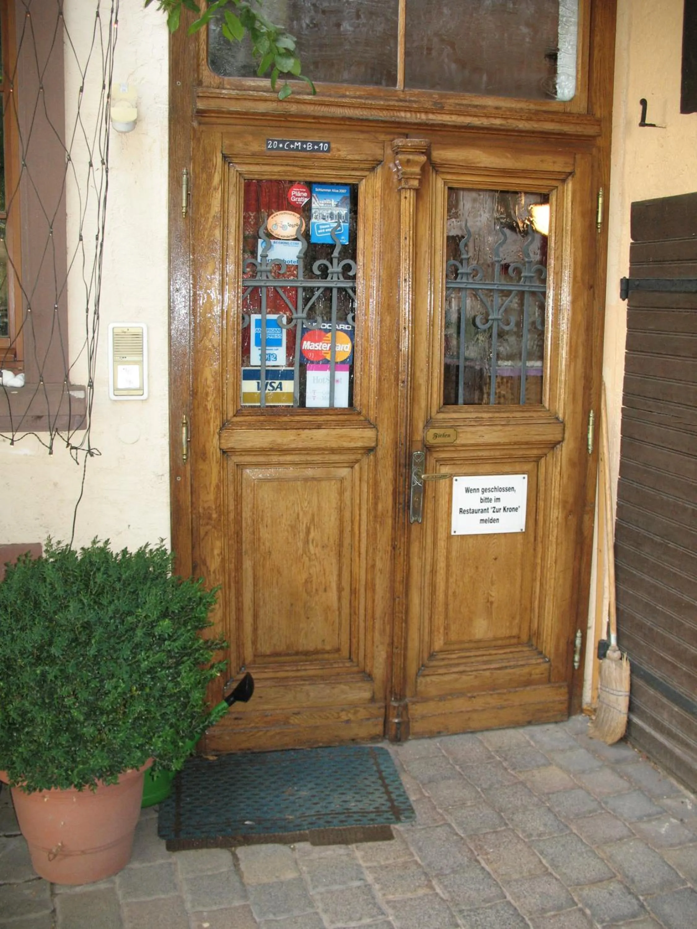 Facade/entrance in CB Hotel Becker