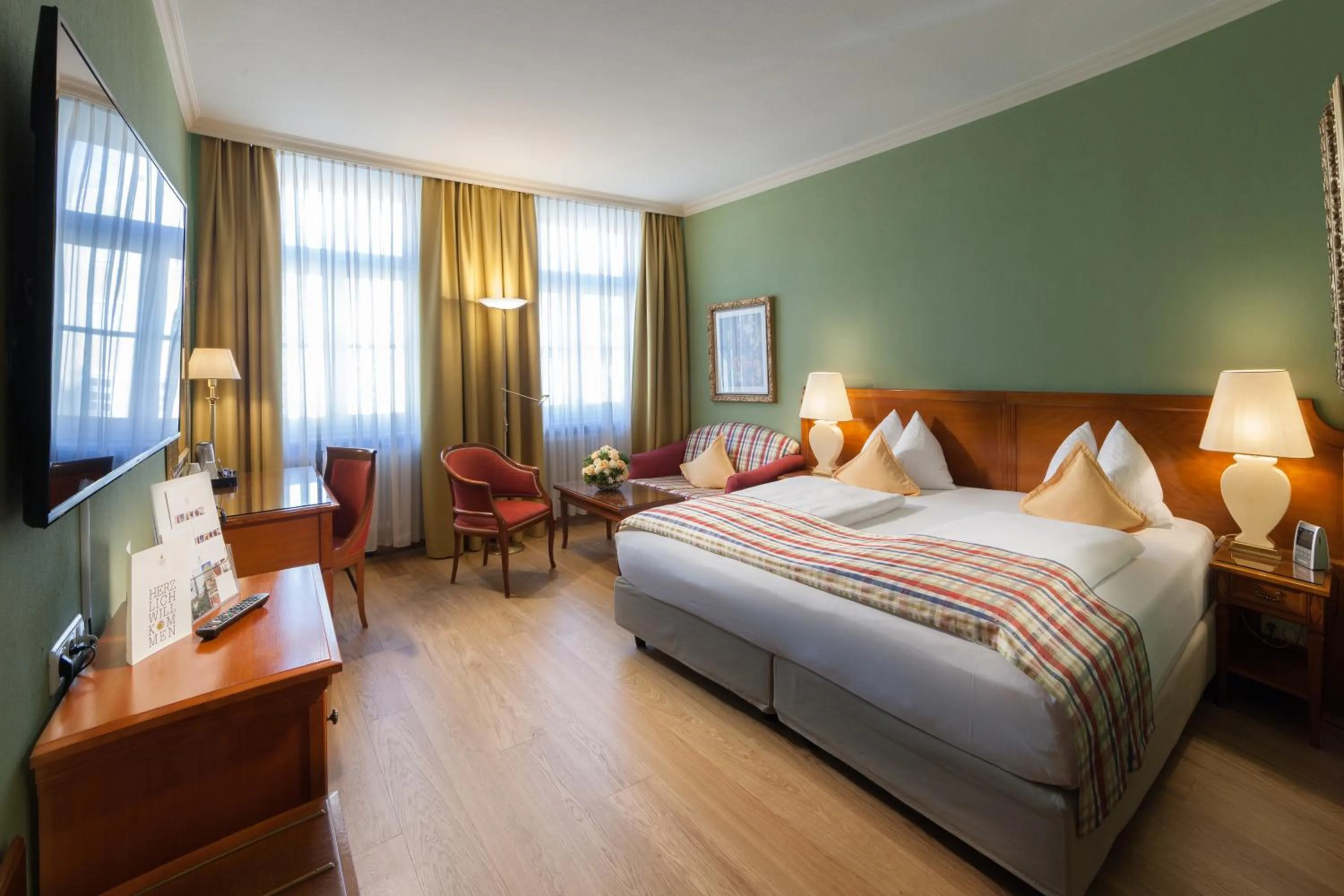 Bed in Hotel Goldene Sonne