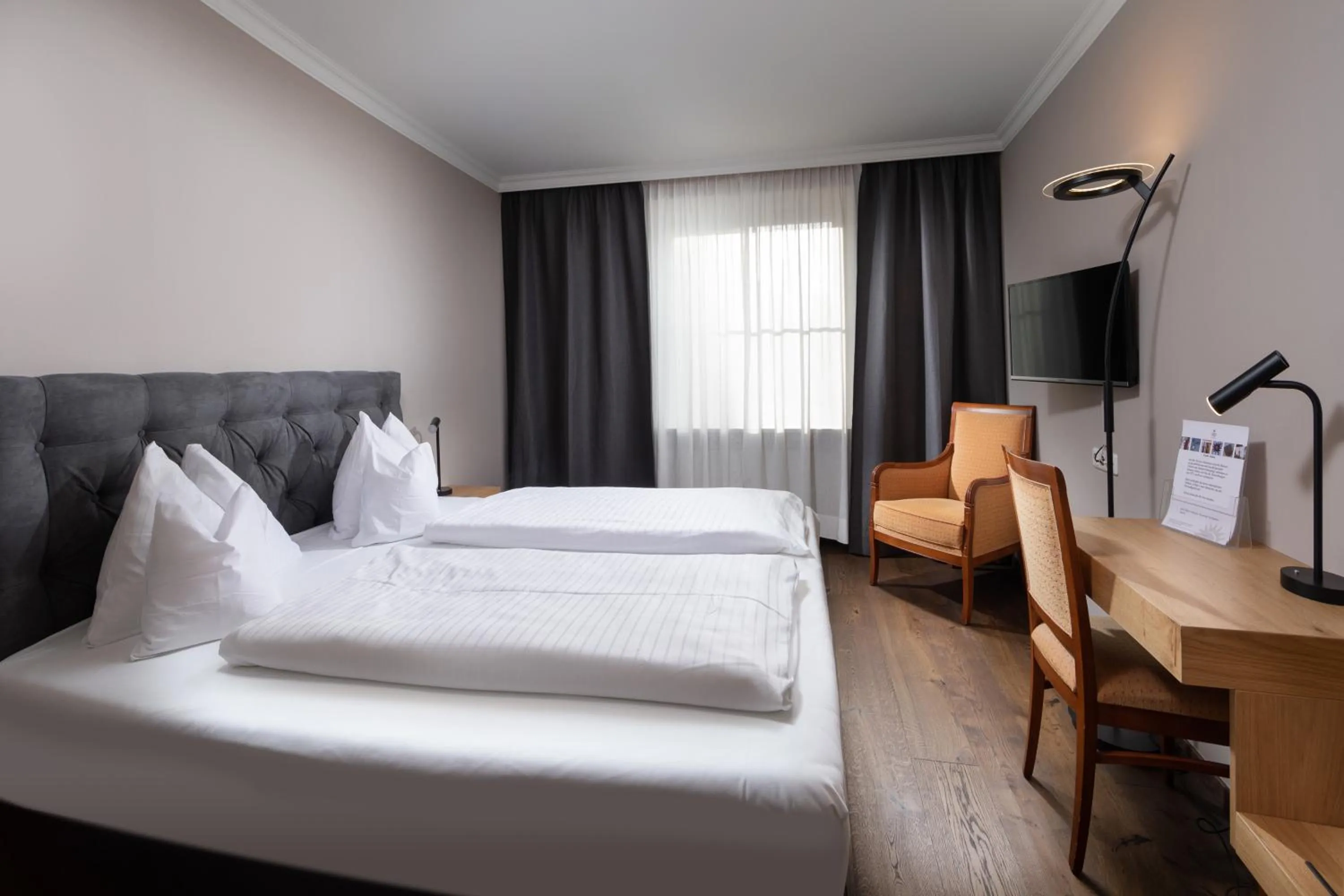 Bed in Hotel Goldene Sonne