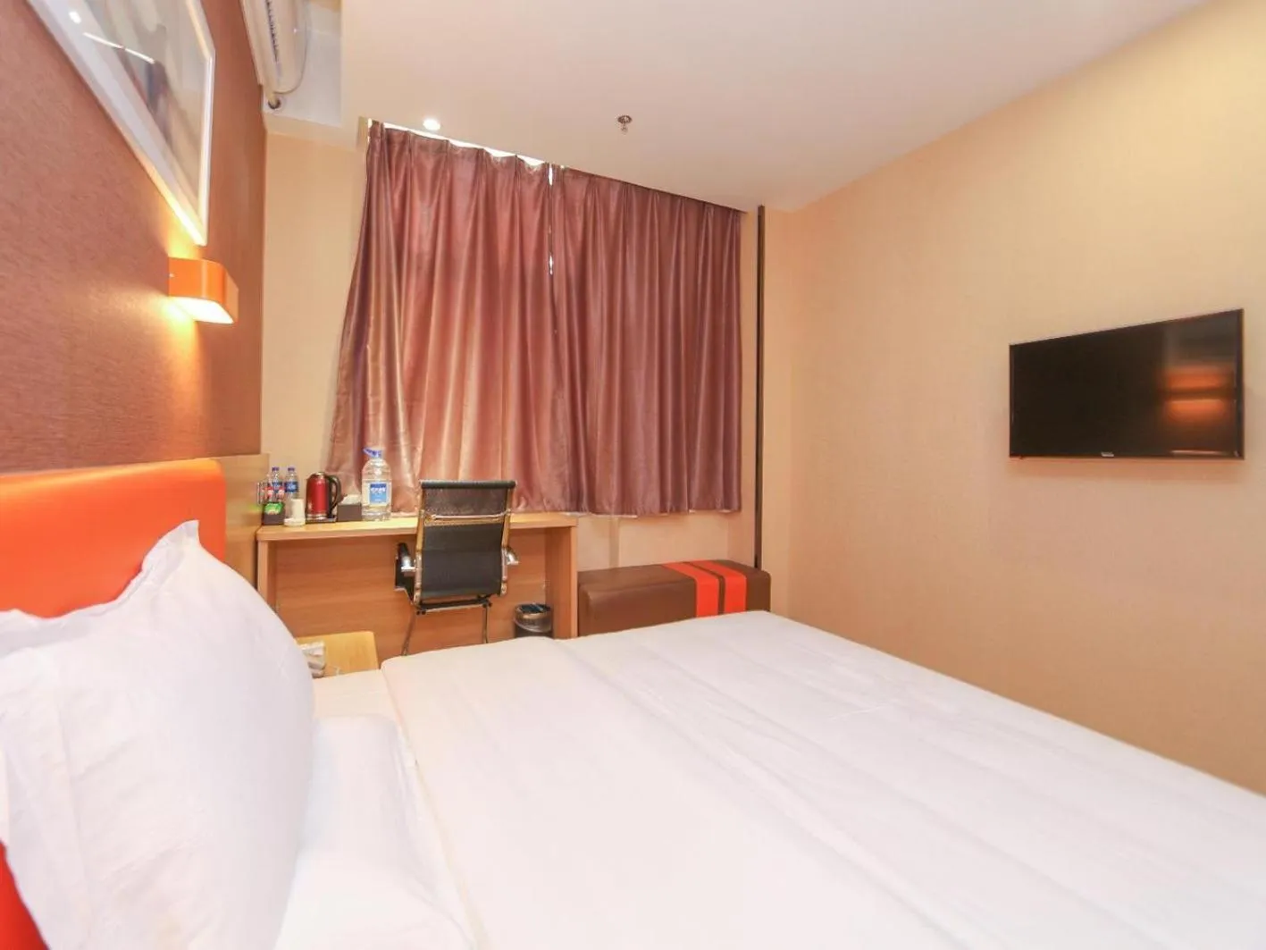 Bed in 7 Days Premium Linfen Pingyang South Street Branch