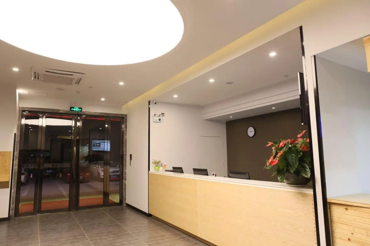 7 Days PremiumQingyuan Yinzhan Hot Springs [High-end Budget Hotel]