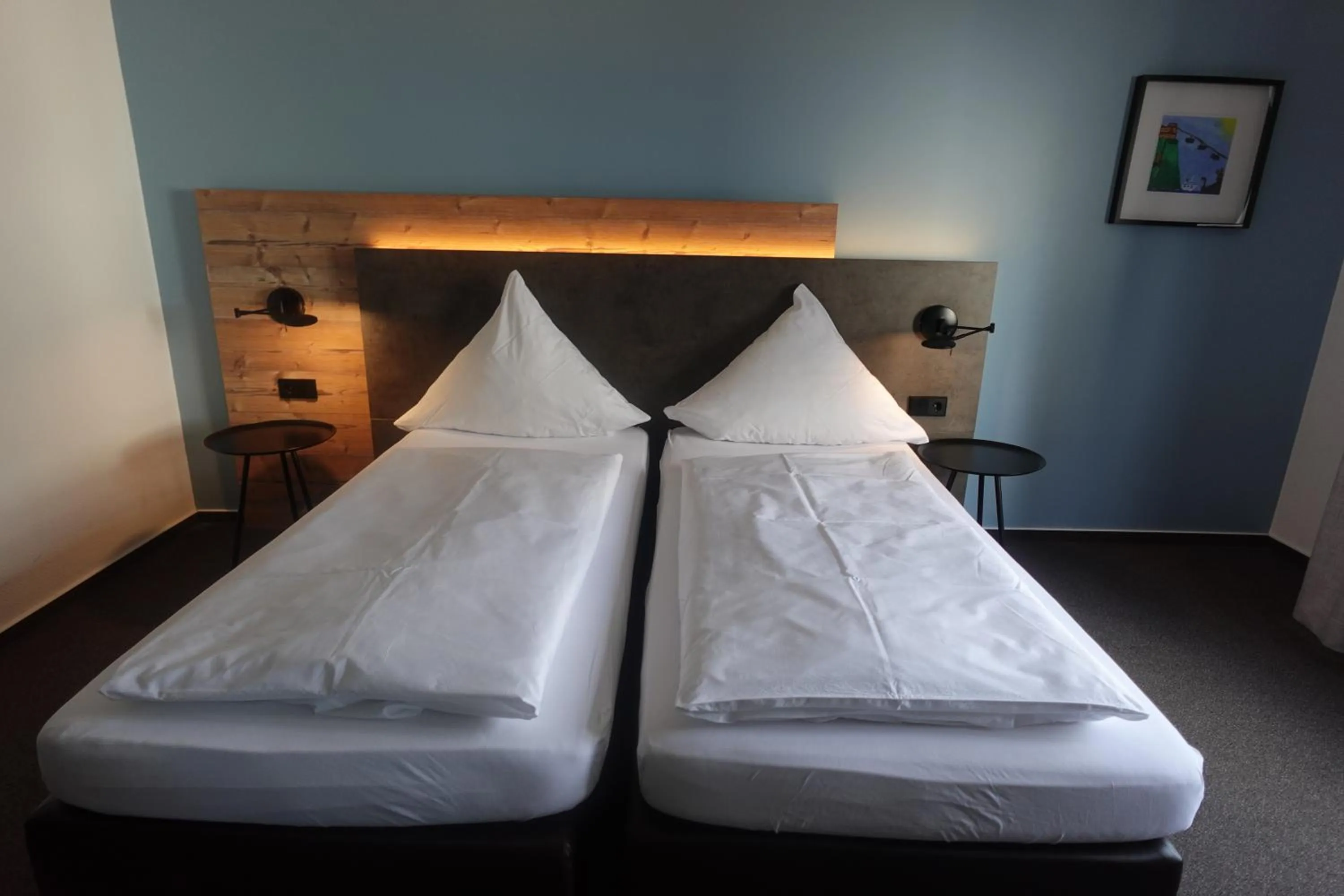 Bed in Hotel & Weinhaus Zum Schwarzen Bären