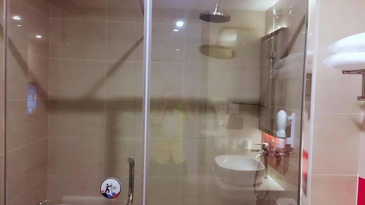 7Days Premium Shenzhen Songgang Yanchuan Branch