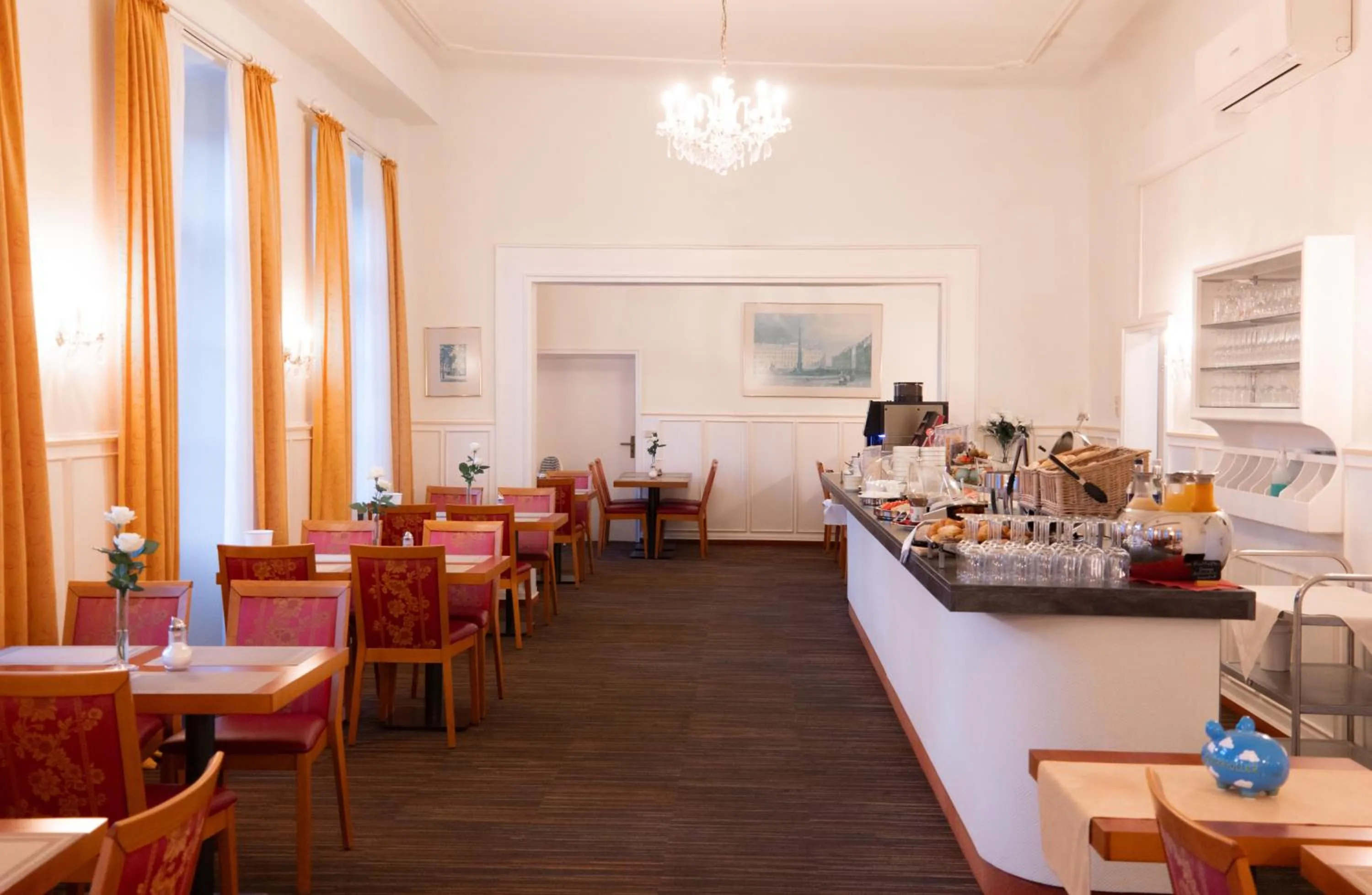 Seating area in Hotel Trierer Hof