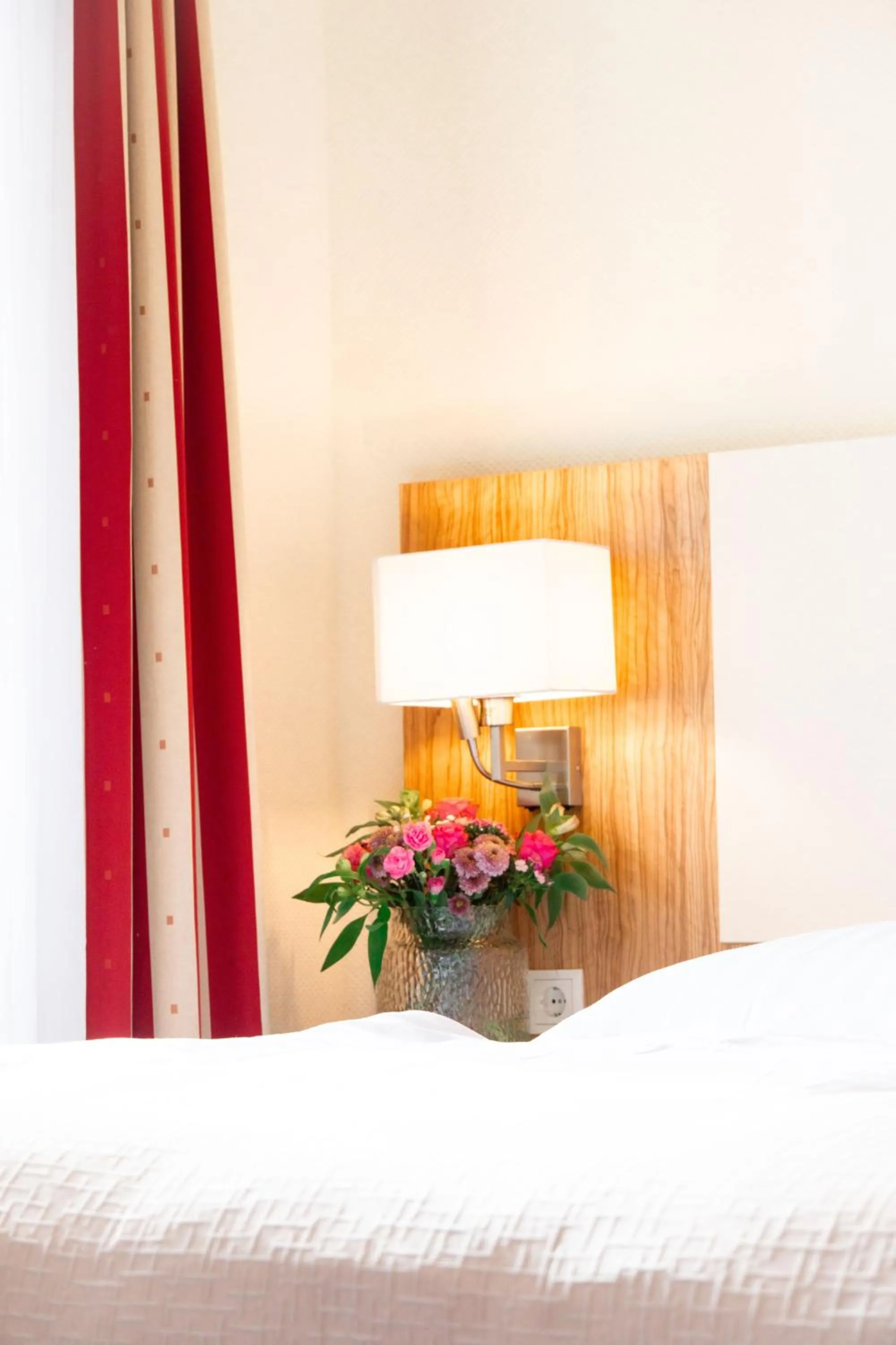 Photo of the whole room, Bed in Hotel Trierer Hof