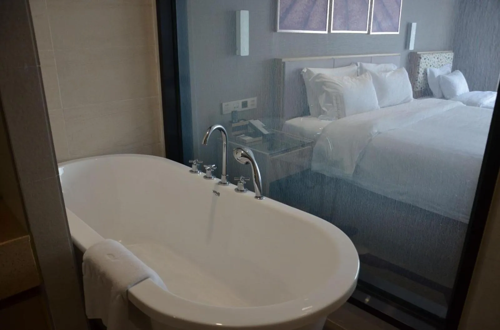 Bed in 7Days Premium Chengdu Global Center New Exhibition Branch