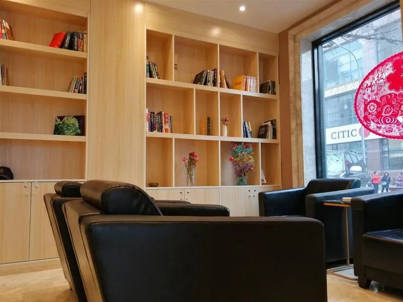 7Days Premium Dalian Xinghai Square Xi'an Road Subway Station Branch