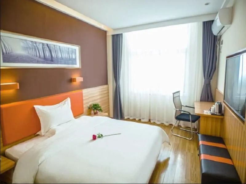Bed in 7Days Premium Luoyang Yichuan Dukang Avenue Branch