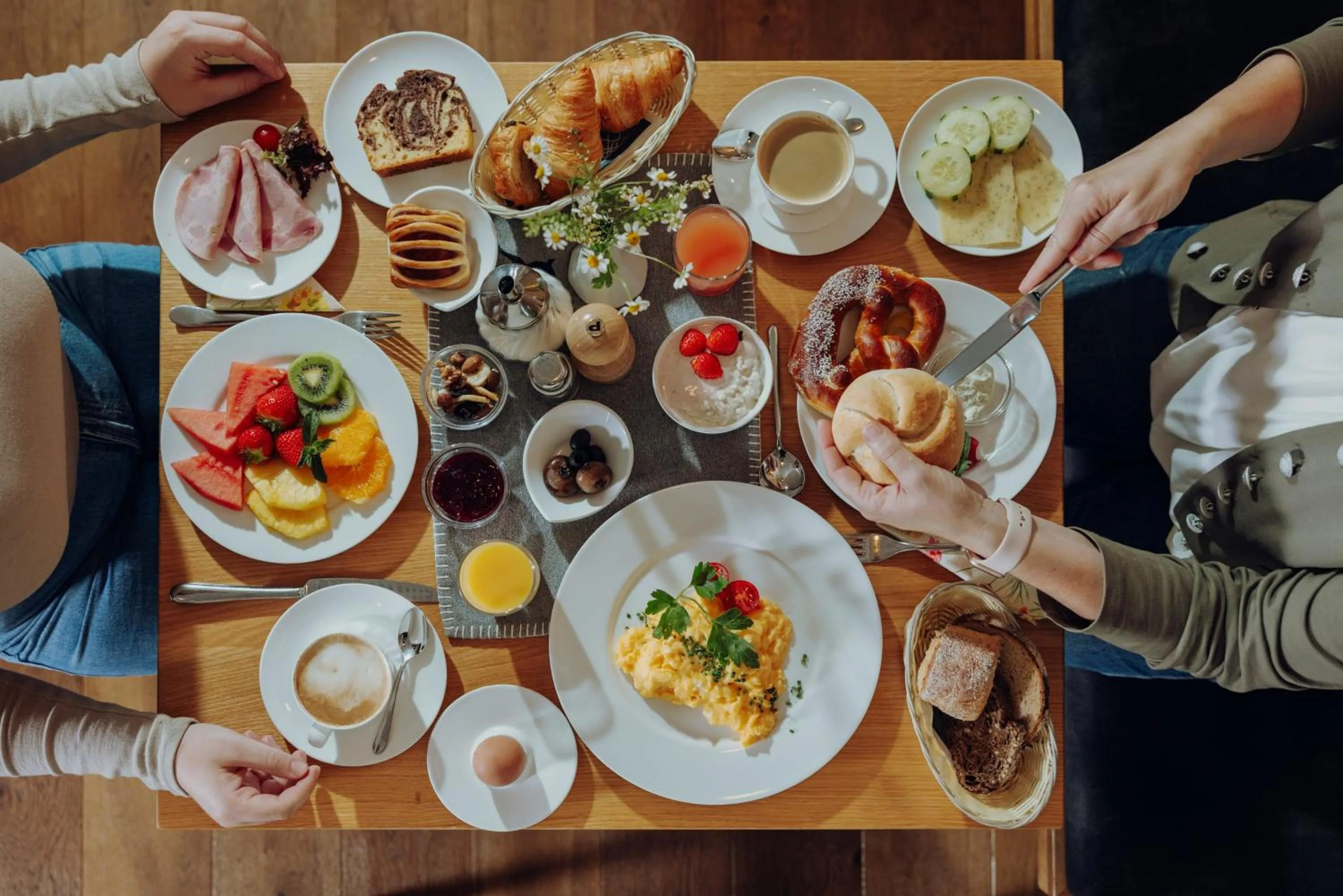 Breakfast in Hotel Waldhorn