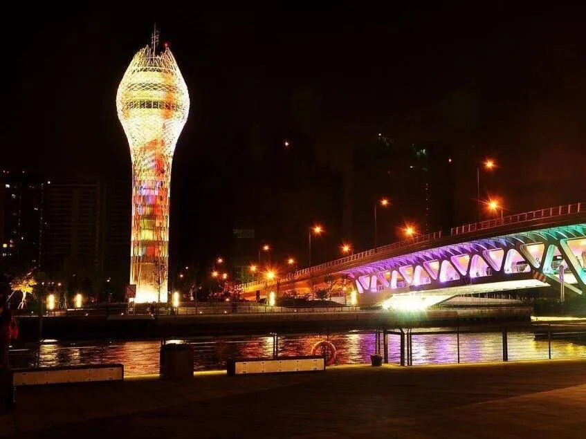 7Days Premium Shanghai Xujiahui Longhua Road Subway Station Branch