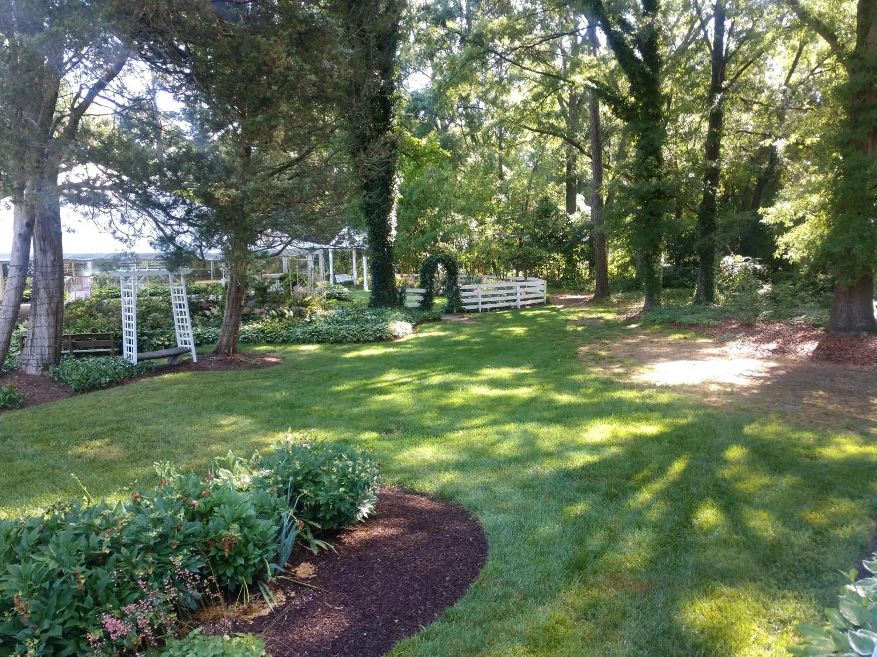 Property building in Virginia Cliffe Inn