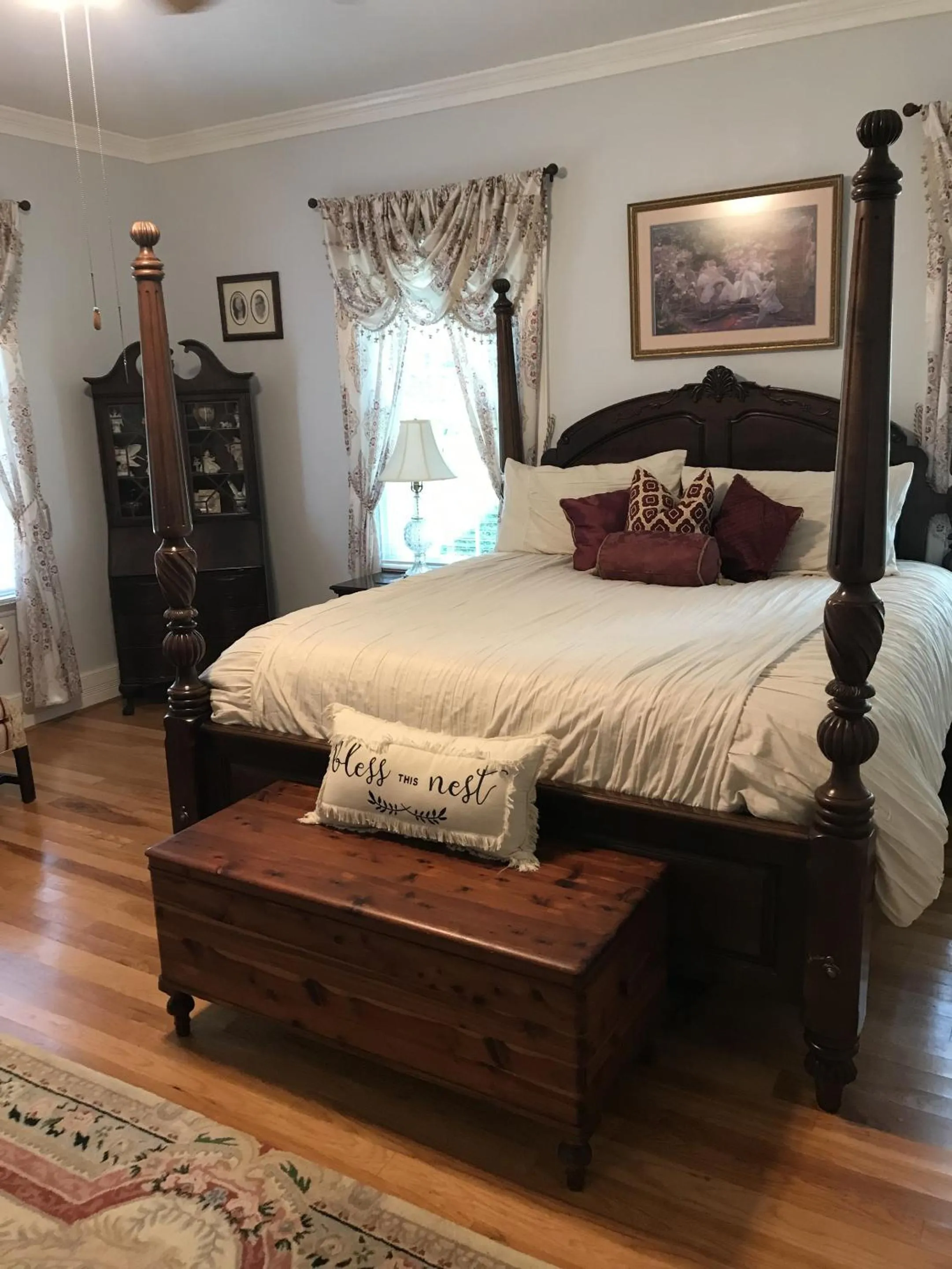 Bedroom, Bed in Virginia Cliffe Inn