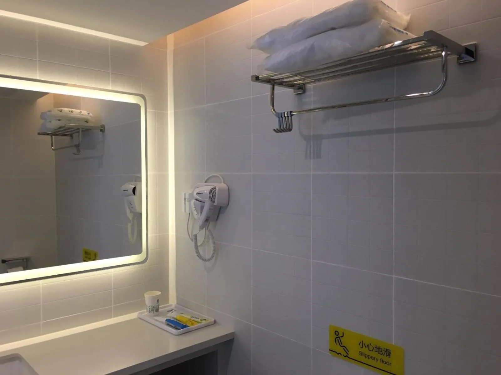 7Days Inn Zhangshu Xingfo Road Branch