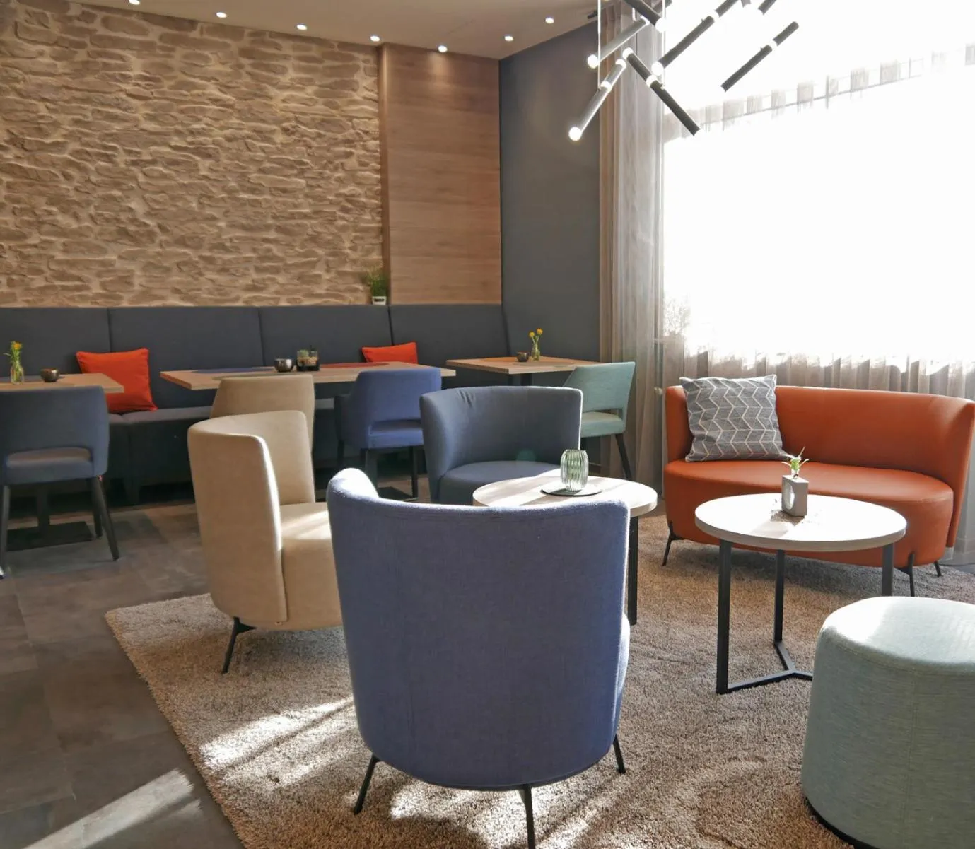 Property building in Hotel Morjan