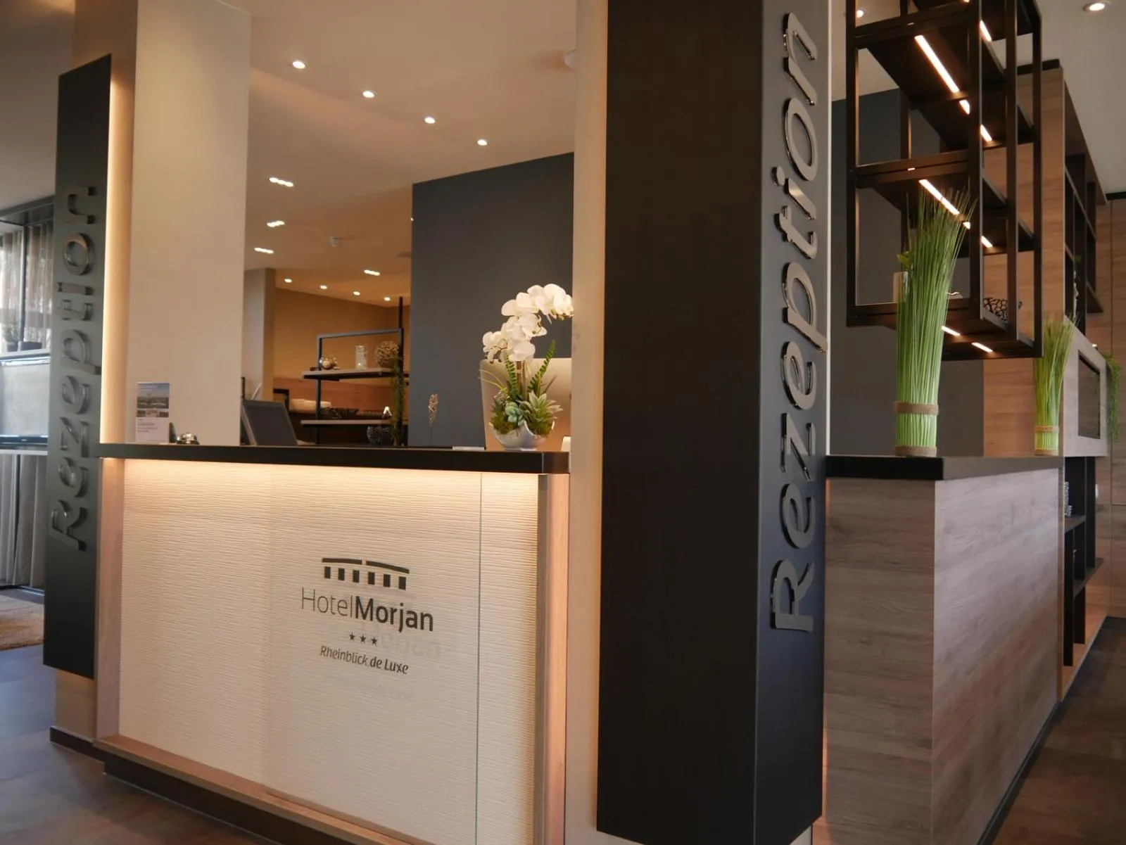 Property building in Hotel Morjan