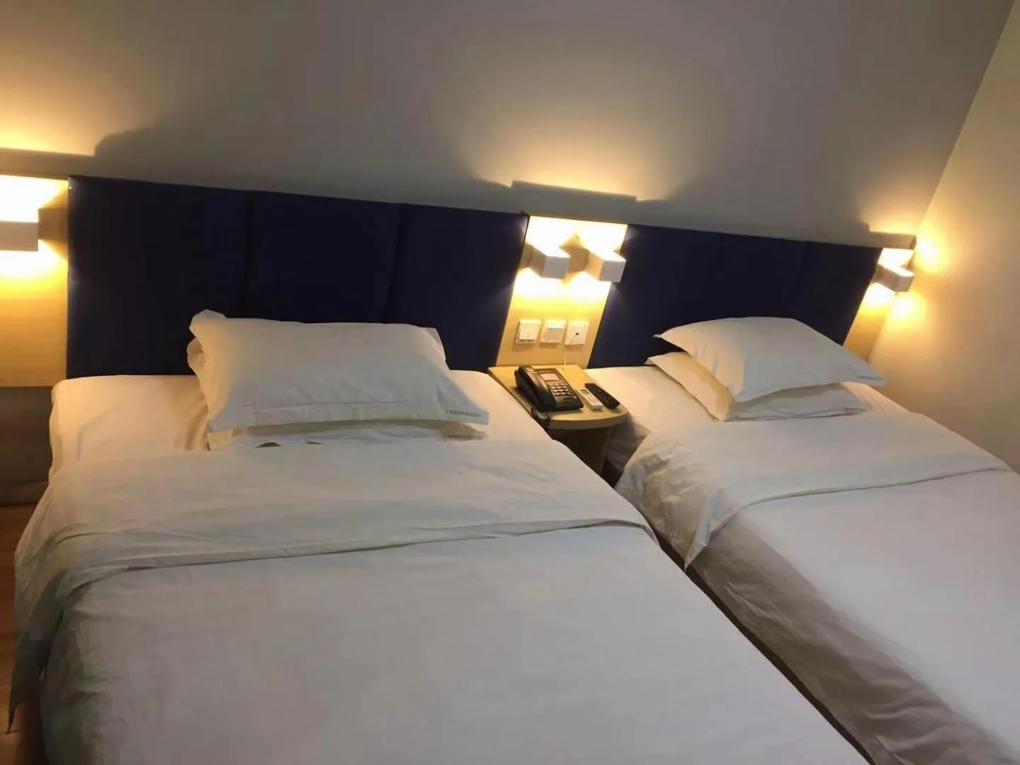 Bed in 7Days Inn Laiwu New Bus Station Branch