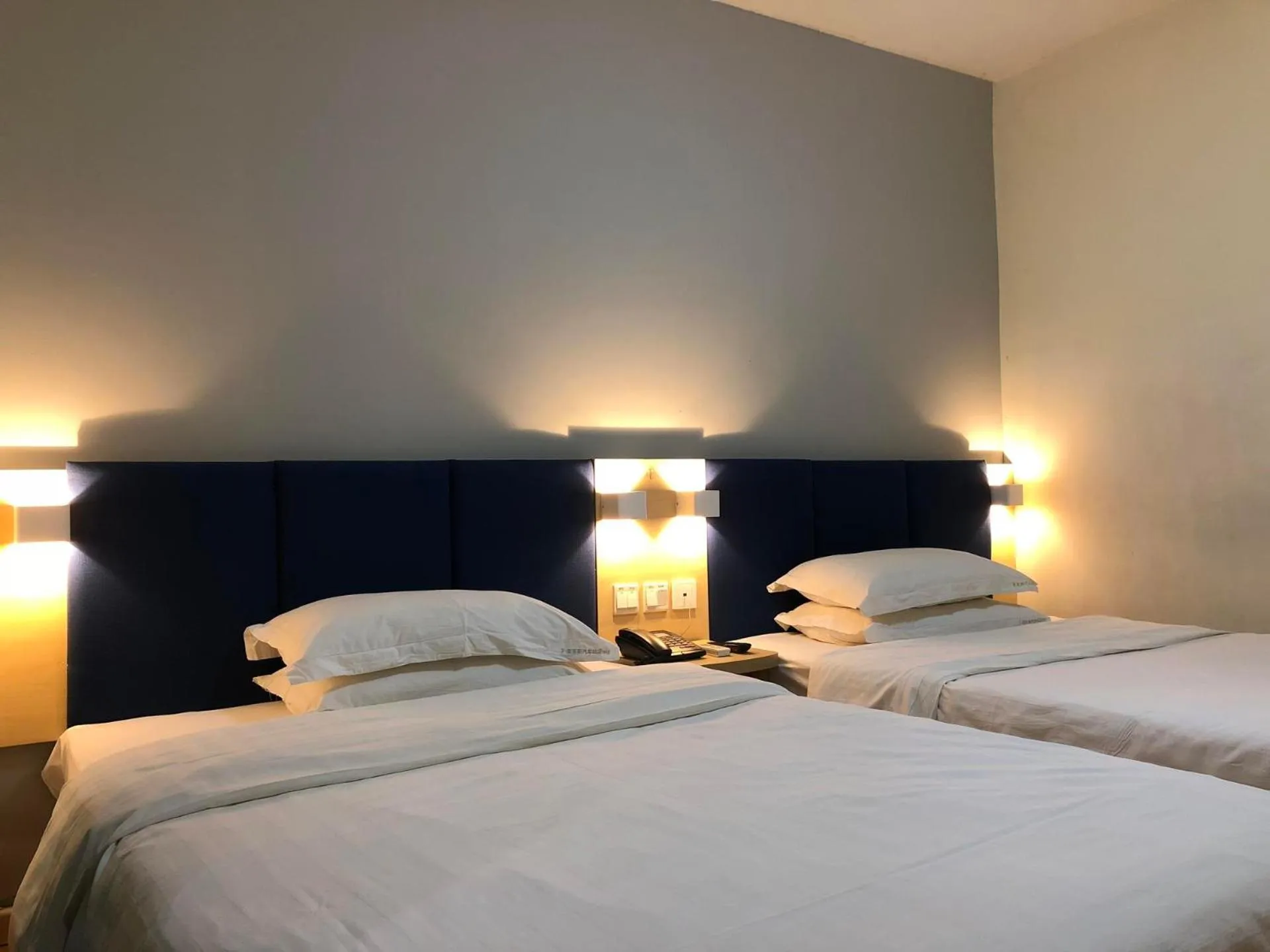 Bed in 7Days Inn Laiwu New Bus Station Branch