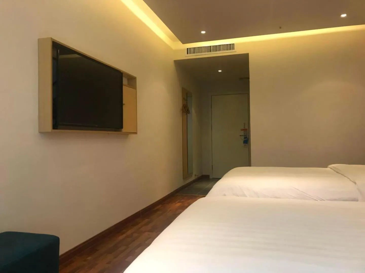 Bed in 7Days Inn Xianyang Xingping Jincheng Road Branch