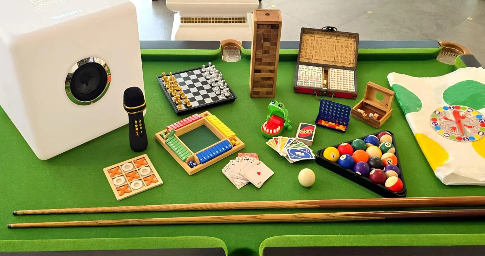 Game Room in HIDELAND Luxury Pool Villa Pattaya Walking Street 5 Bedrooms