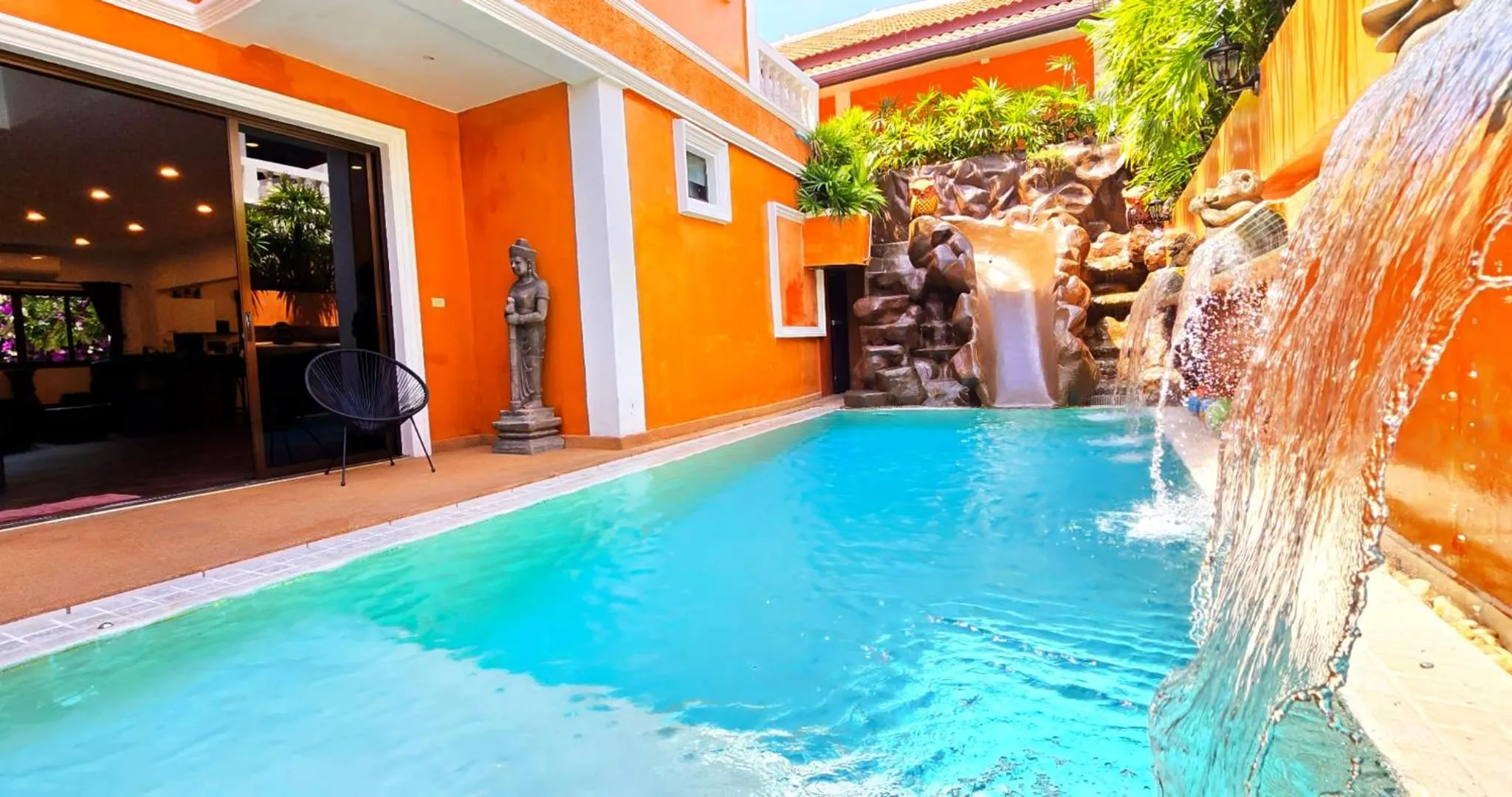 Pool view in HIDELAND Luxury Pool Villa Pattaya Walking Street 5 Bedrooms