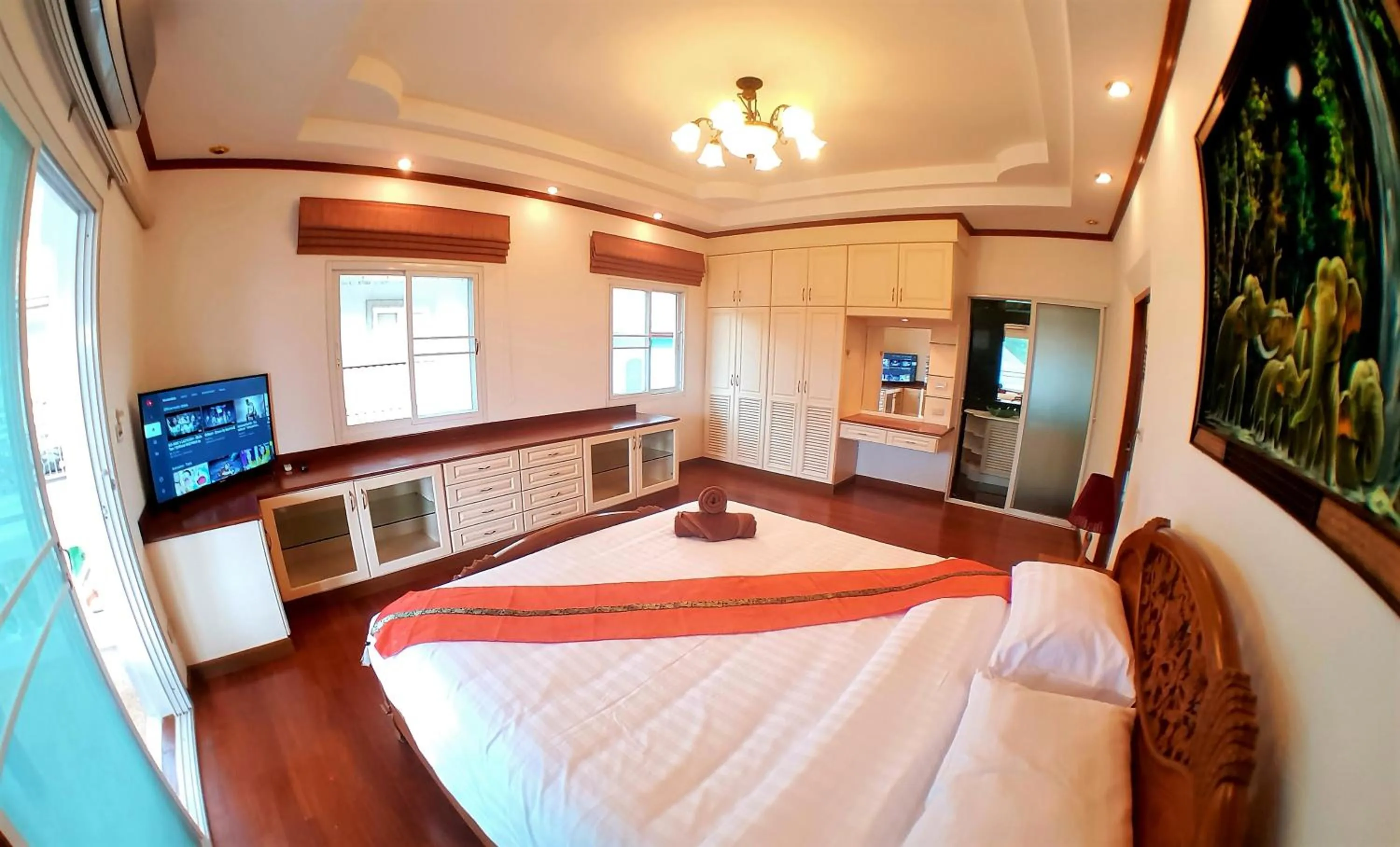 Bed in JOOPLAND Luxury Pool Villa Pattaya Walking Street 6 Bedrooms