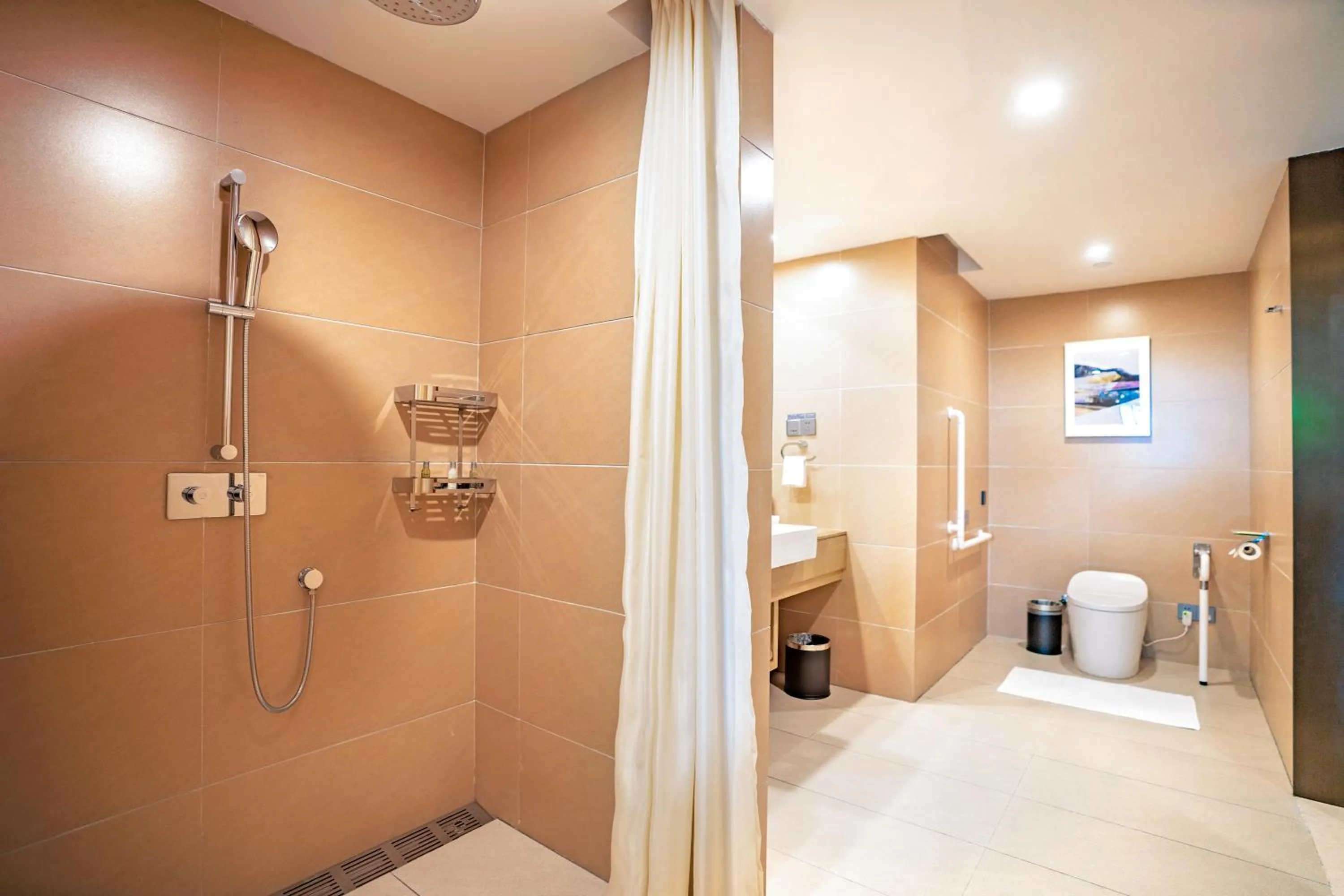 Toilet in Hilton Lijiang