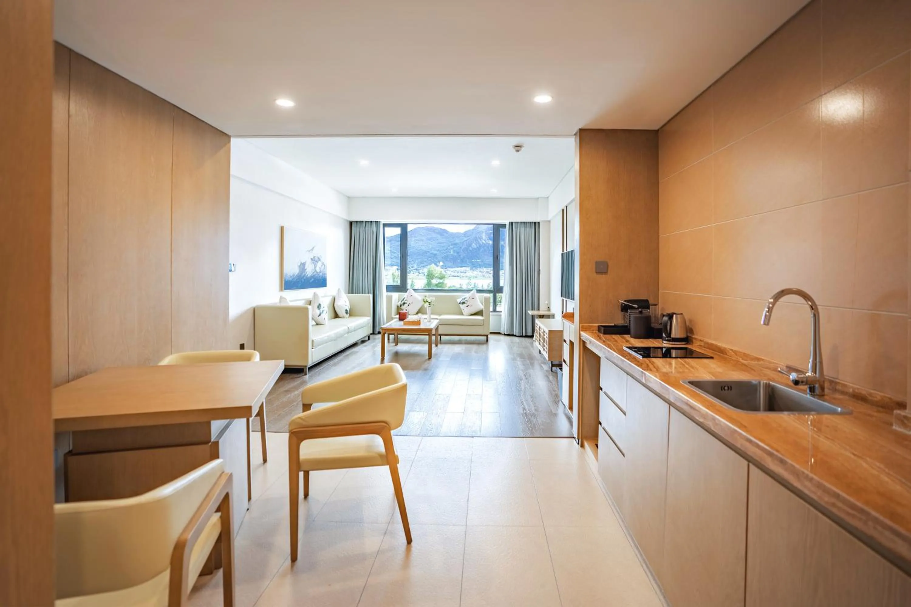 Seating area in Hilton Lijiang