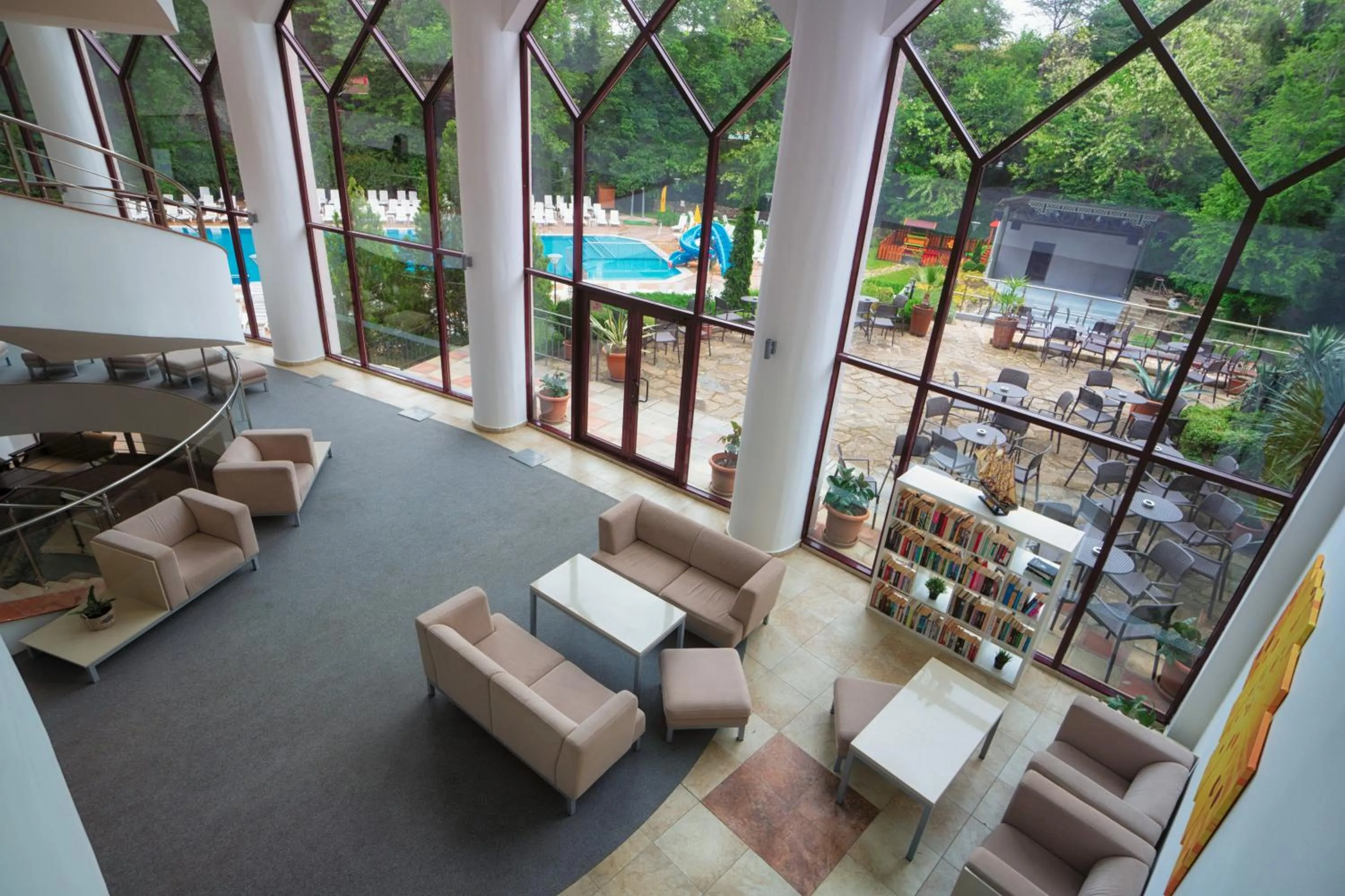 Lobby or reception in Park Hotel Odessos - All Inclusive