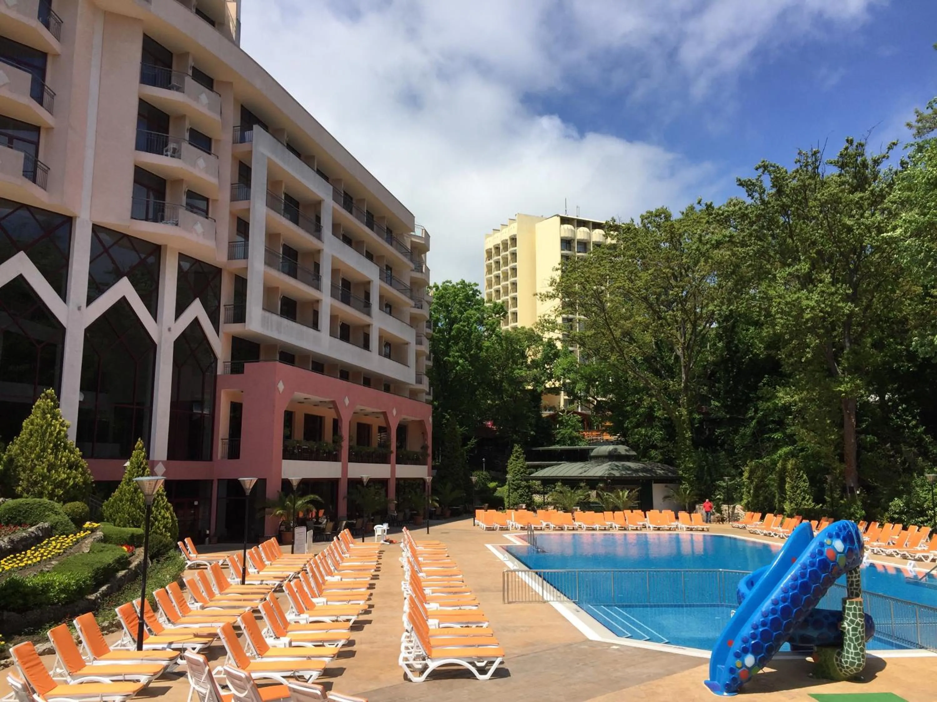 Swimming pool in Park Hotel Odessos - All Inclusive
