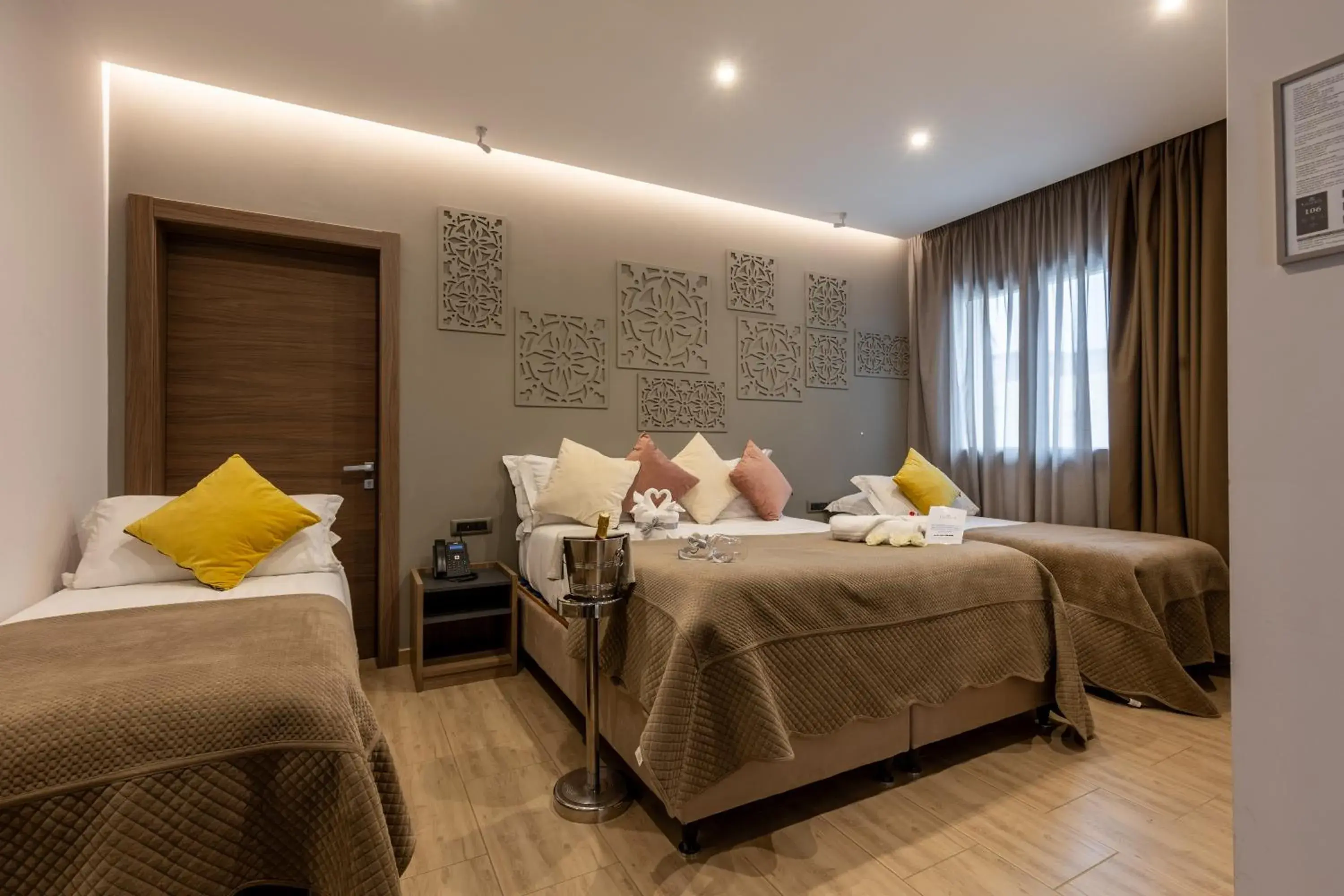 Quadruple Room in Giafra Luxury Rooms Quadruple Room in Giafra Luxury Rooms
