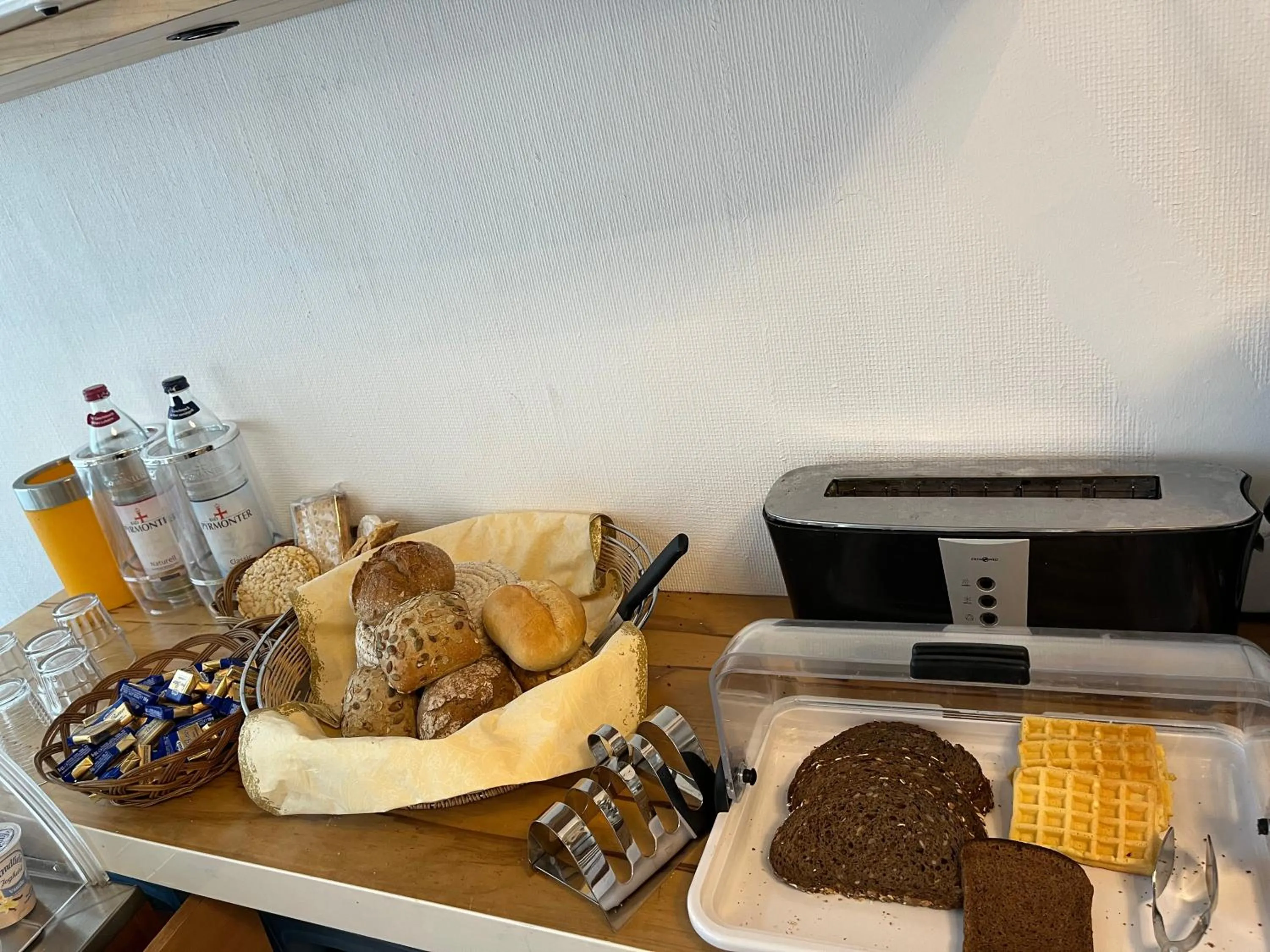 Breakfast in Hotel Schwarzer Bär