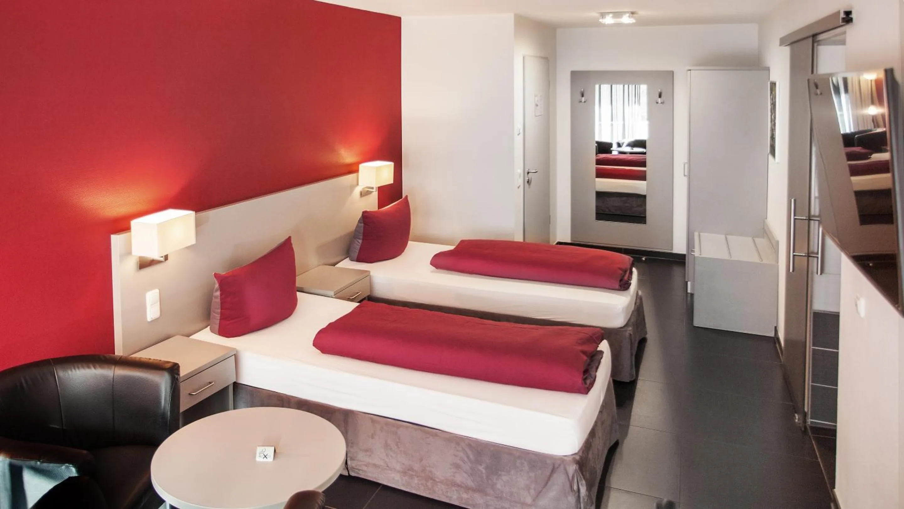 Bedroom, Bed in Hotel Zur Post