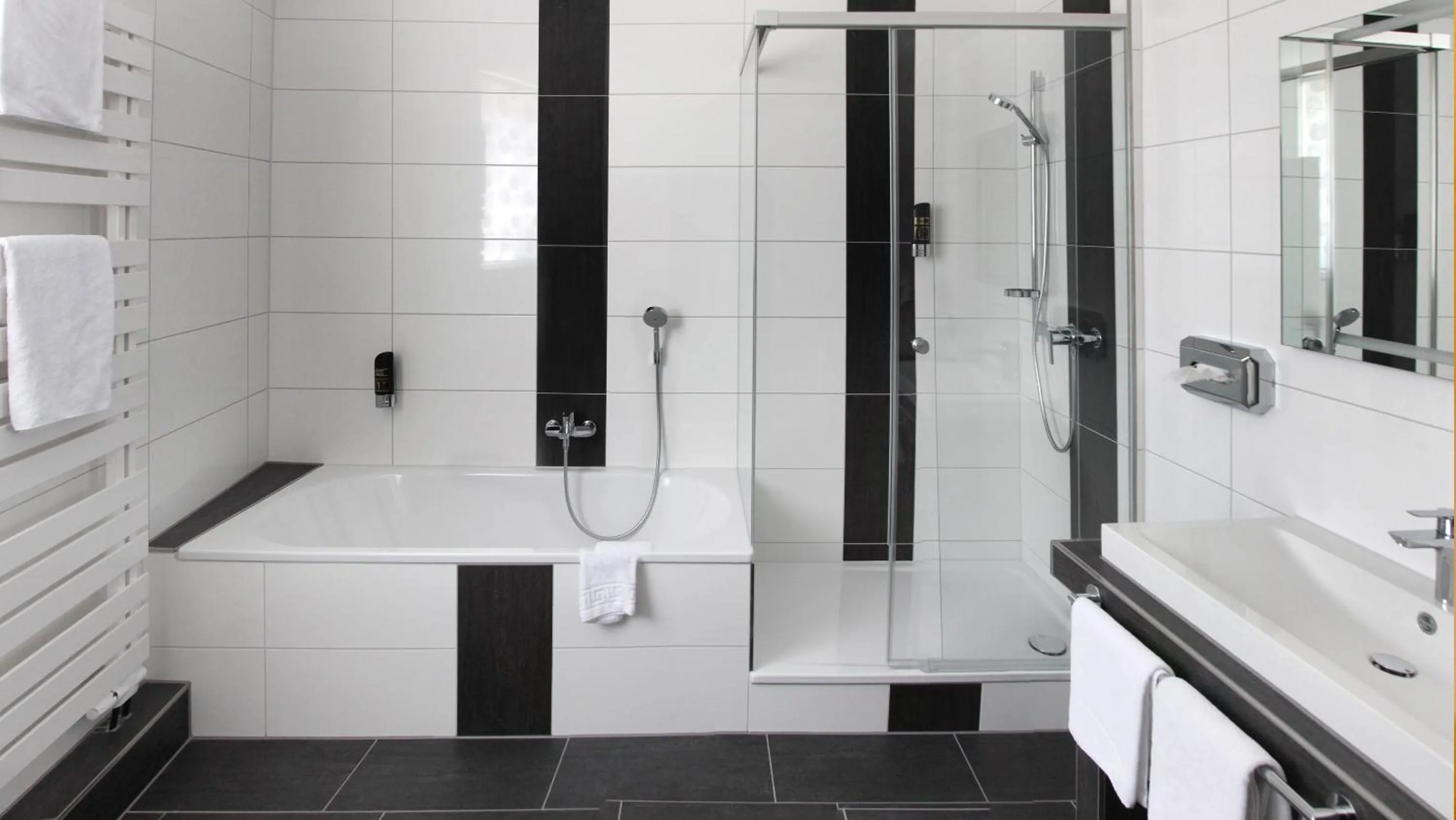 Bathroom in Hotel Zur Post