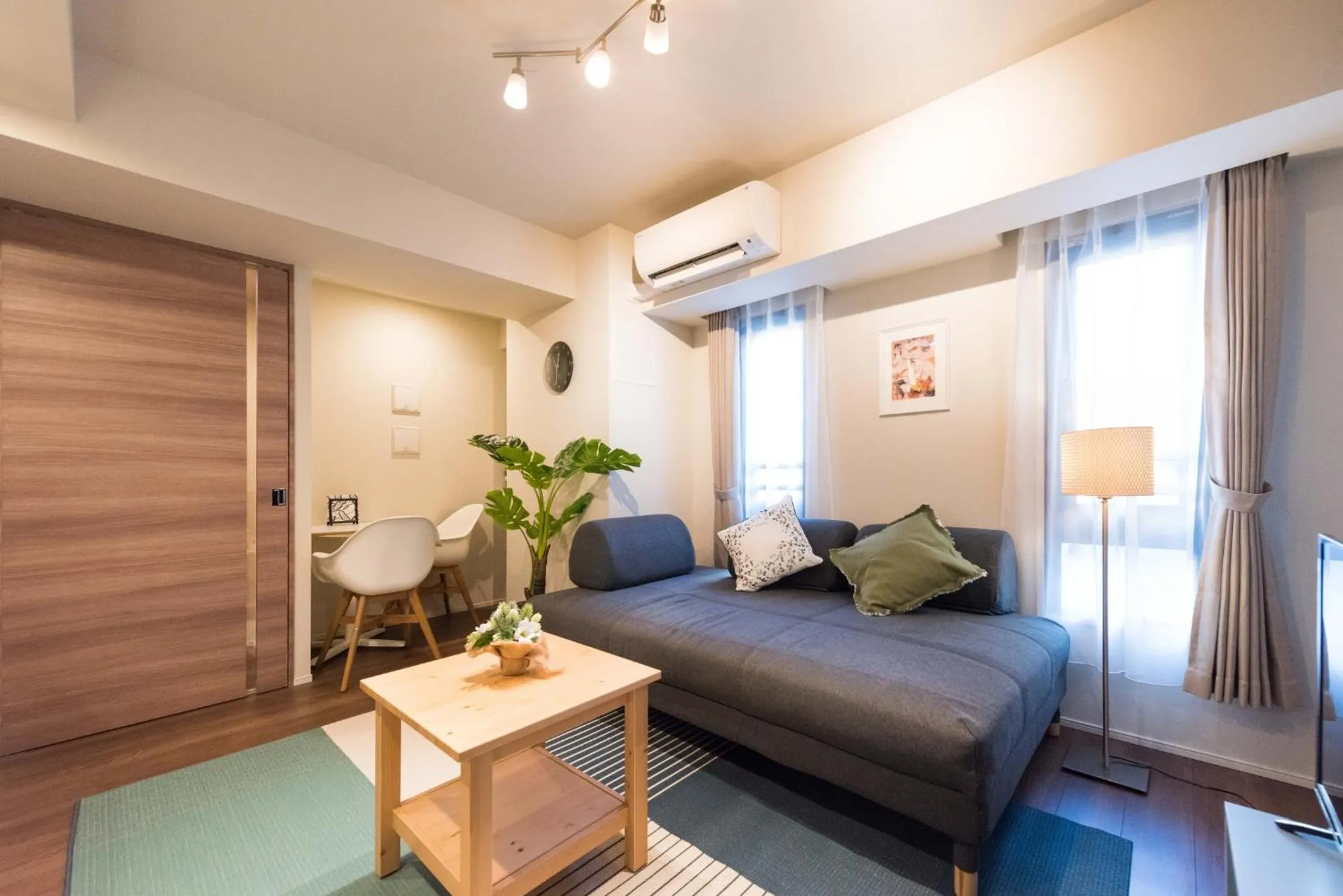 Bed in HIZ HOTEL Ginza