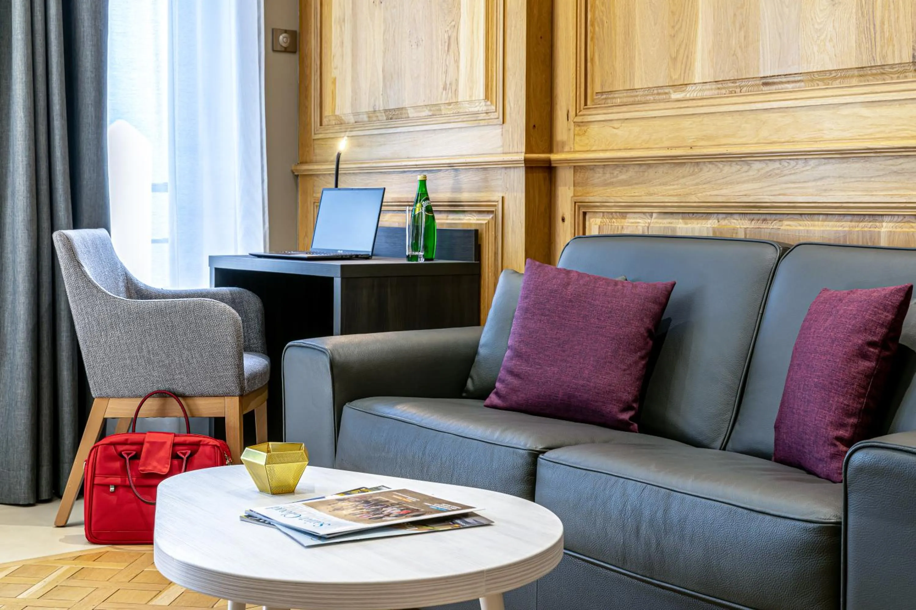 Living room in Les Jardins de St Cloud