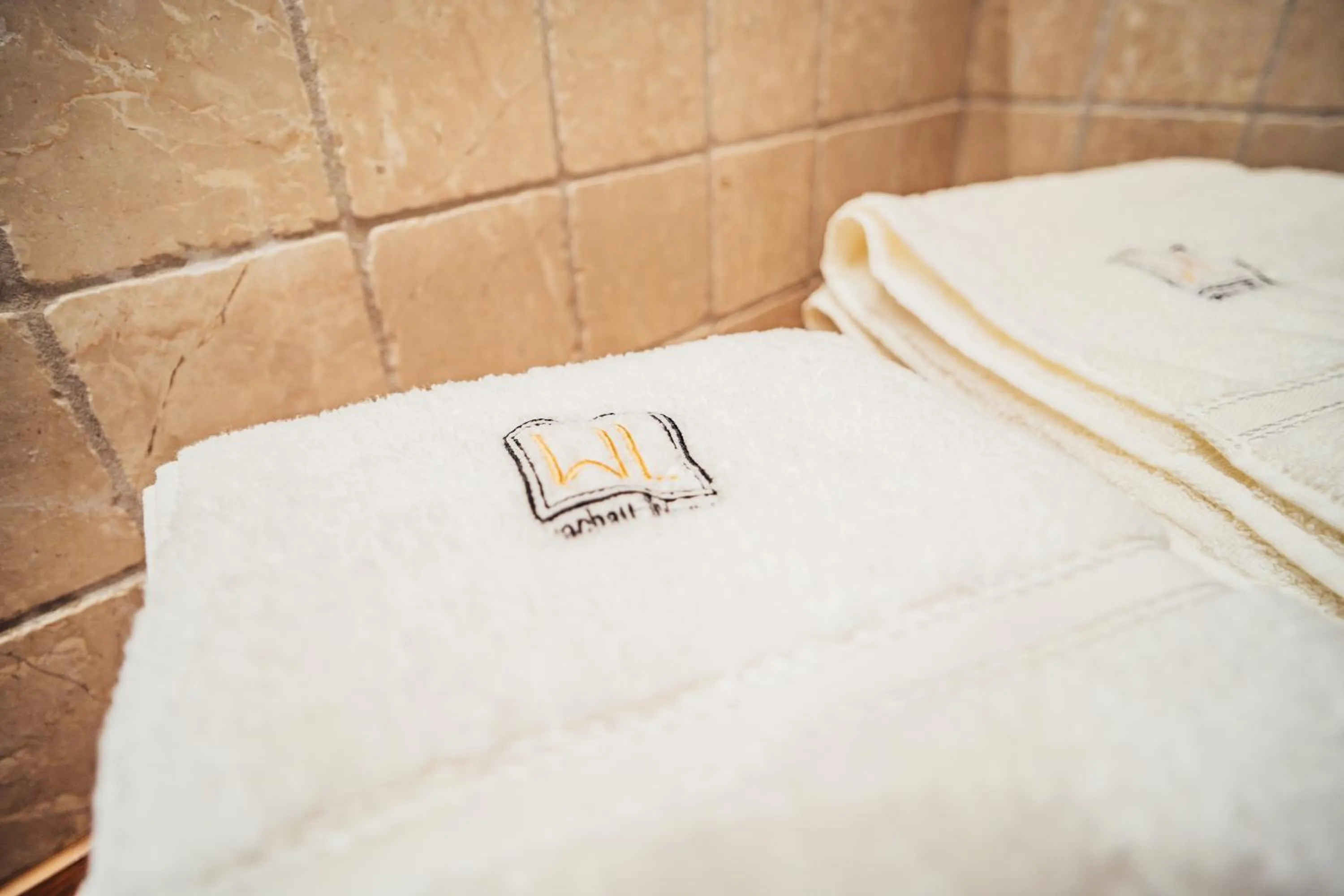 Bathroom, Bed in Wachau-Living