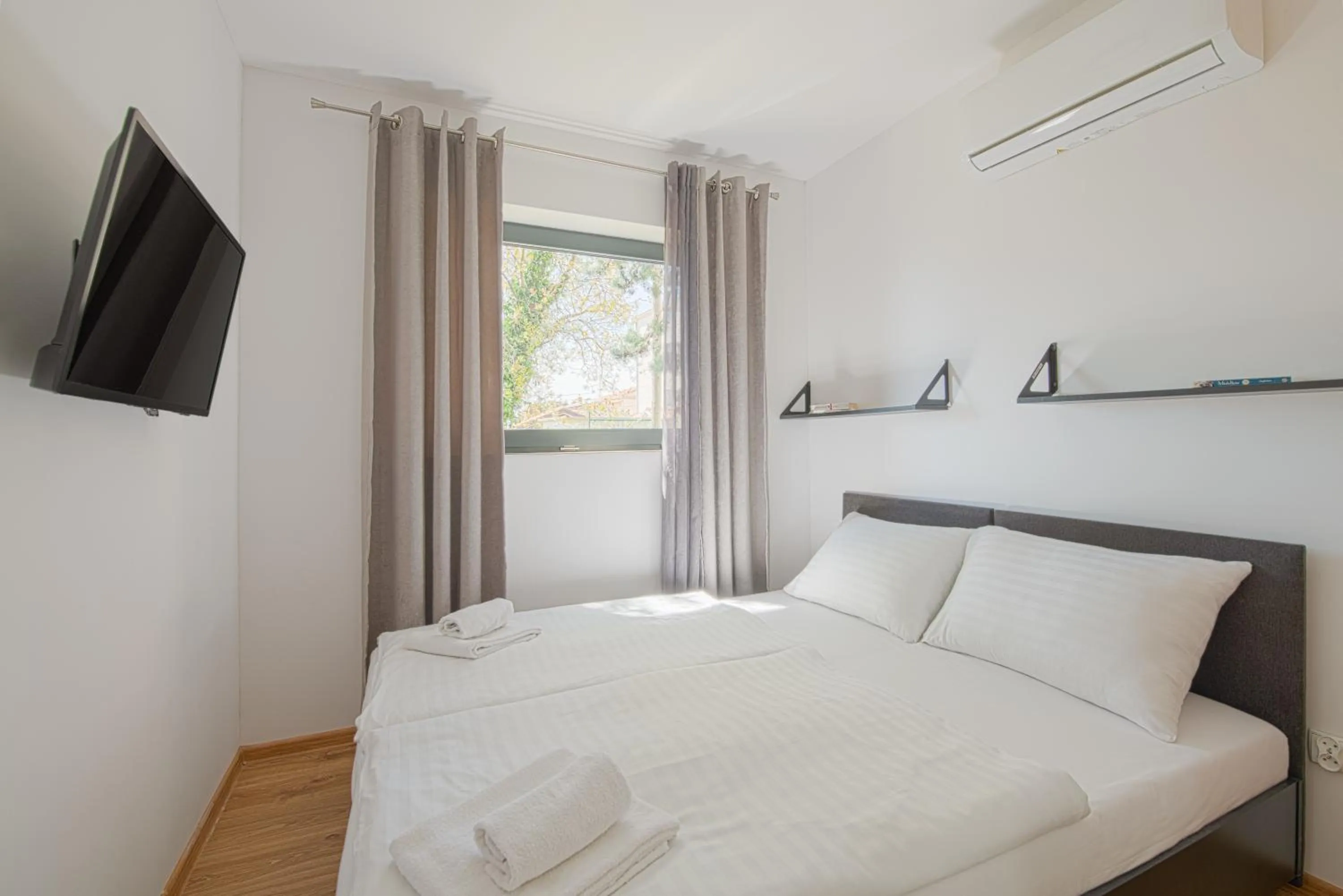 Bedroom, Bed in Elements Camping Selce Mobile homes