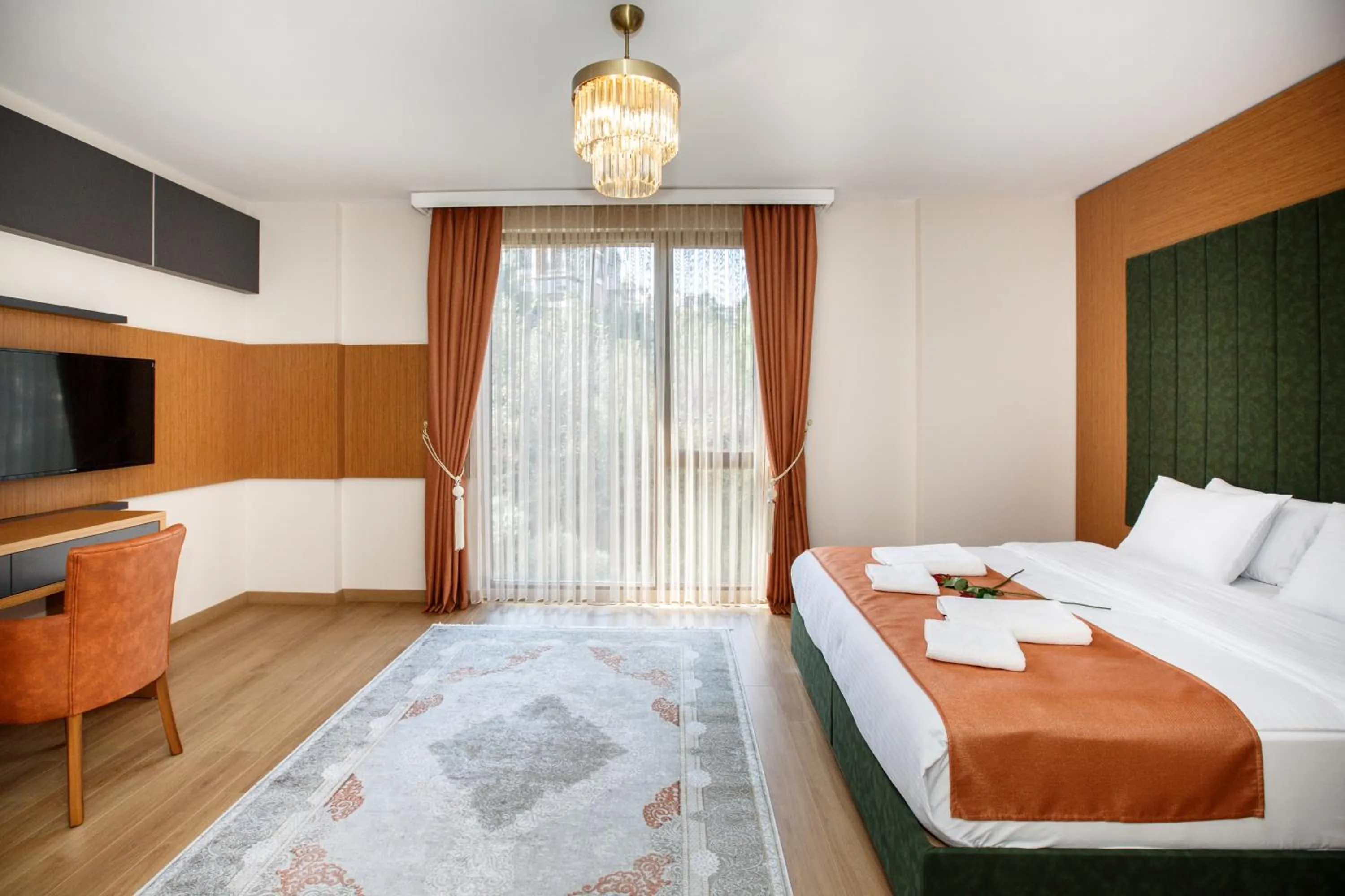 Bedroom, Bed in Armoni Deluxe Suites Trabzon
