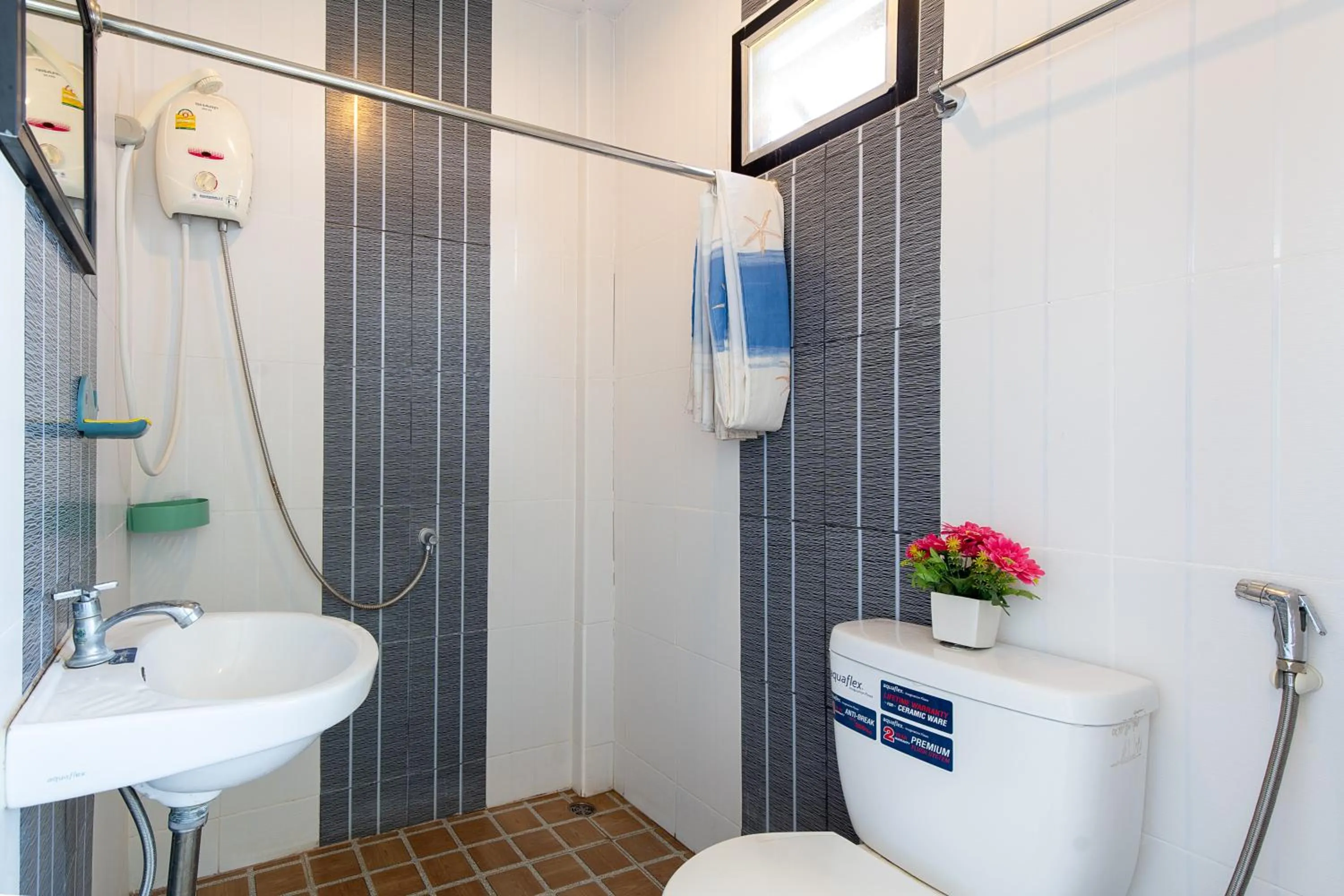 Toilet in Brown Home Sattahip @ 19