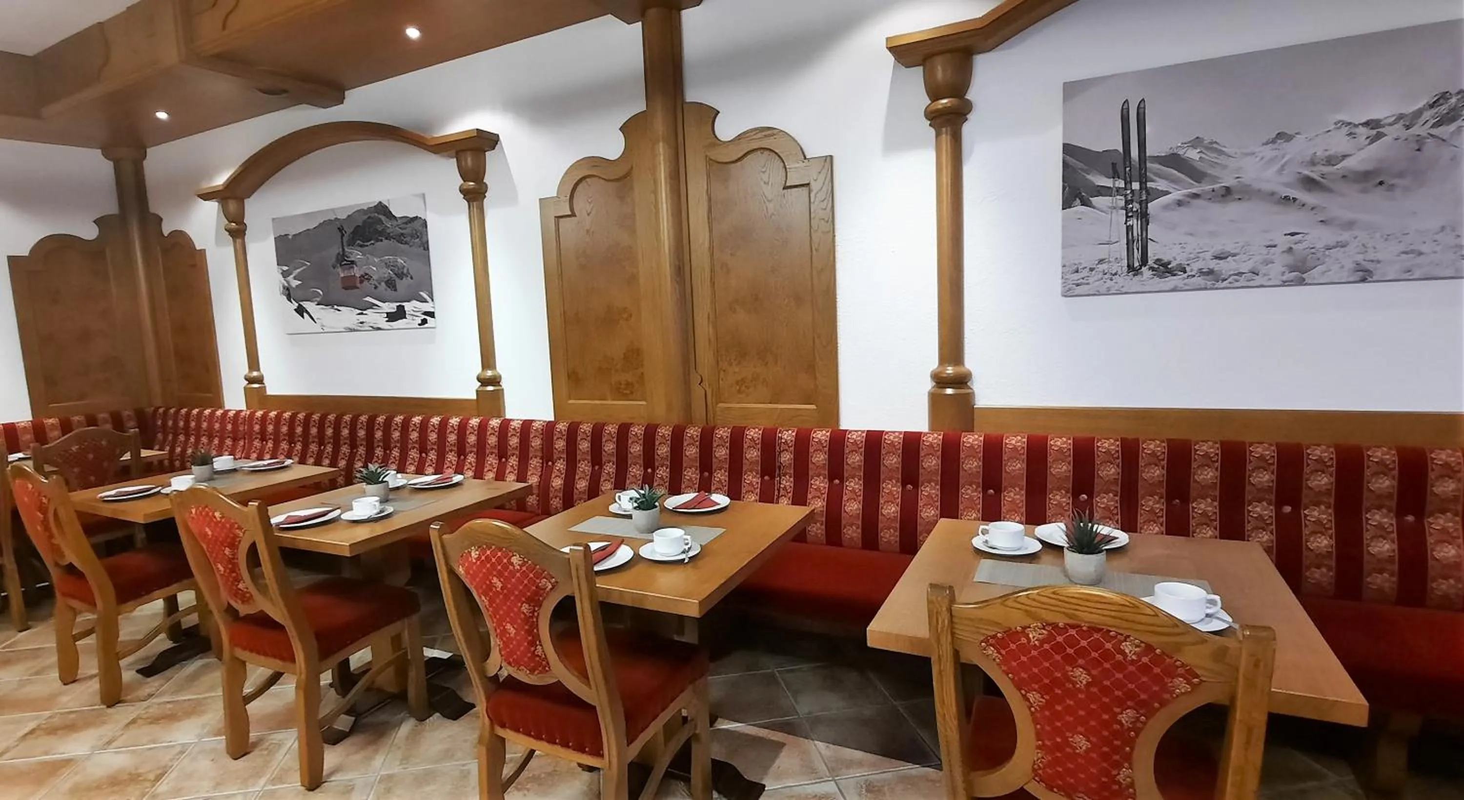 Breakfast in Hotel Garni Belvedere