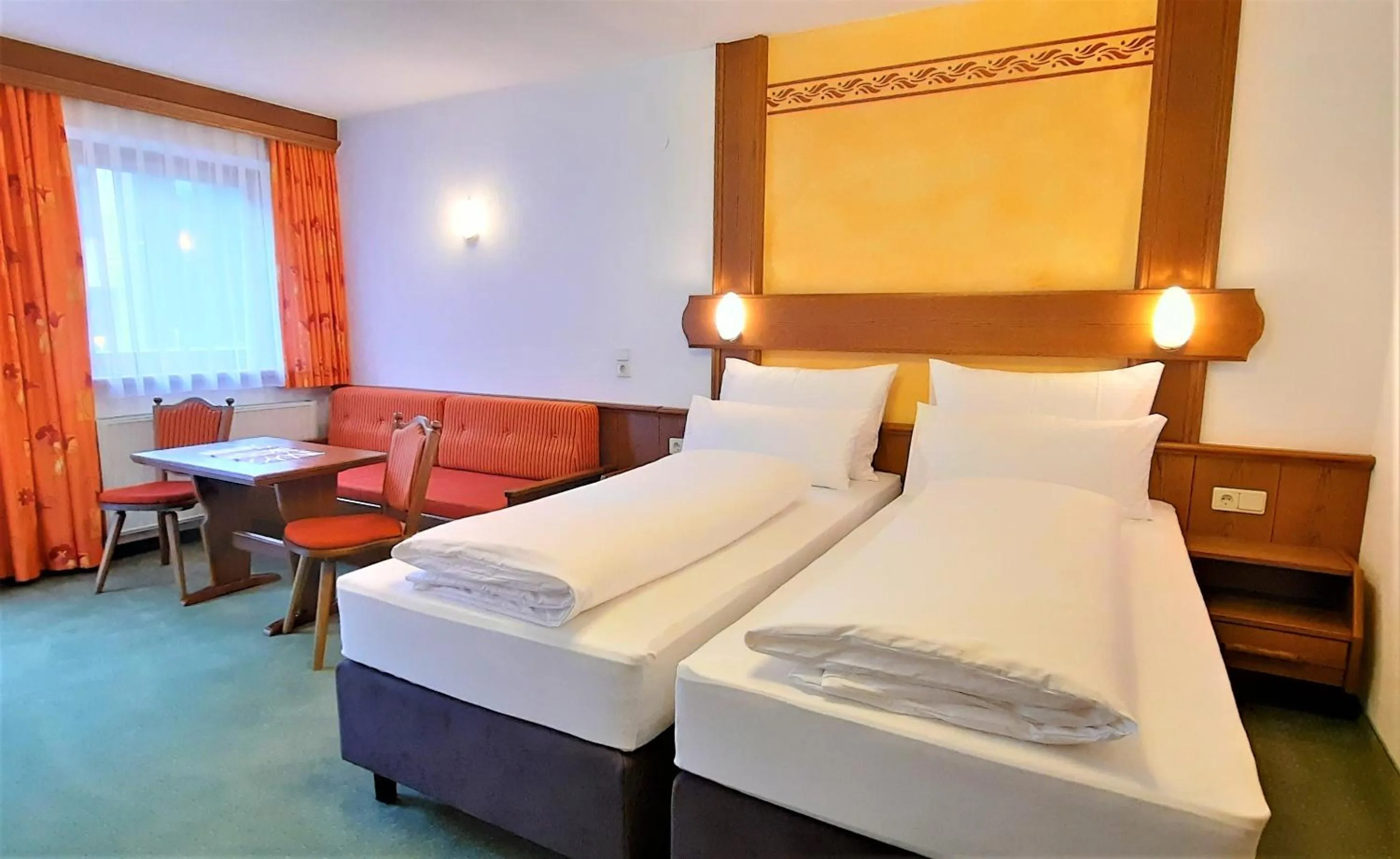 Photo of the whole room, Bed in Hotel Garni Belvedere